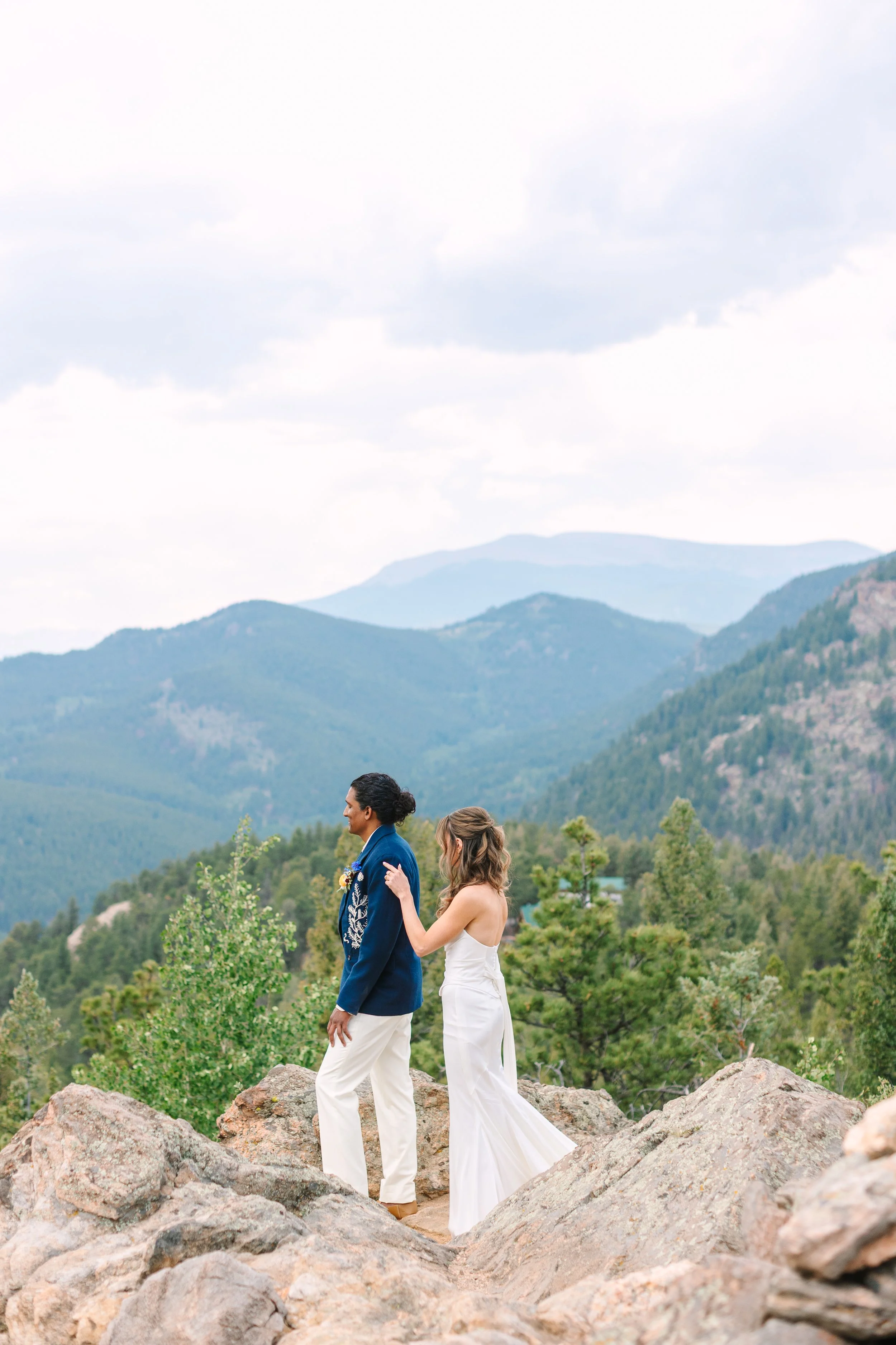 Mimi+NikhilWedding-DeerCreekMountainCamp-116.jpg