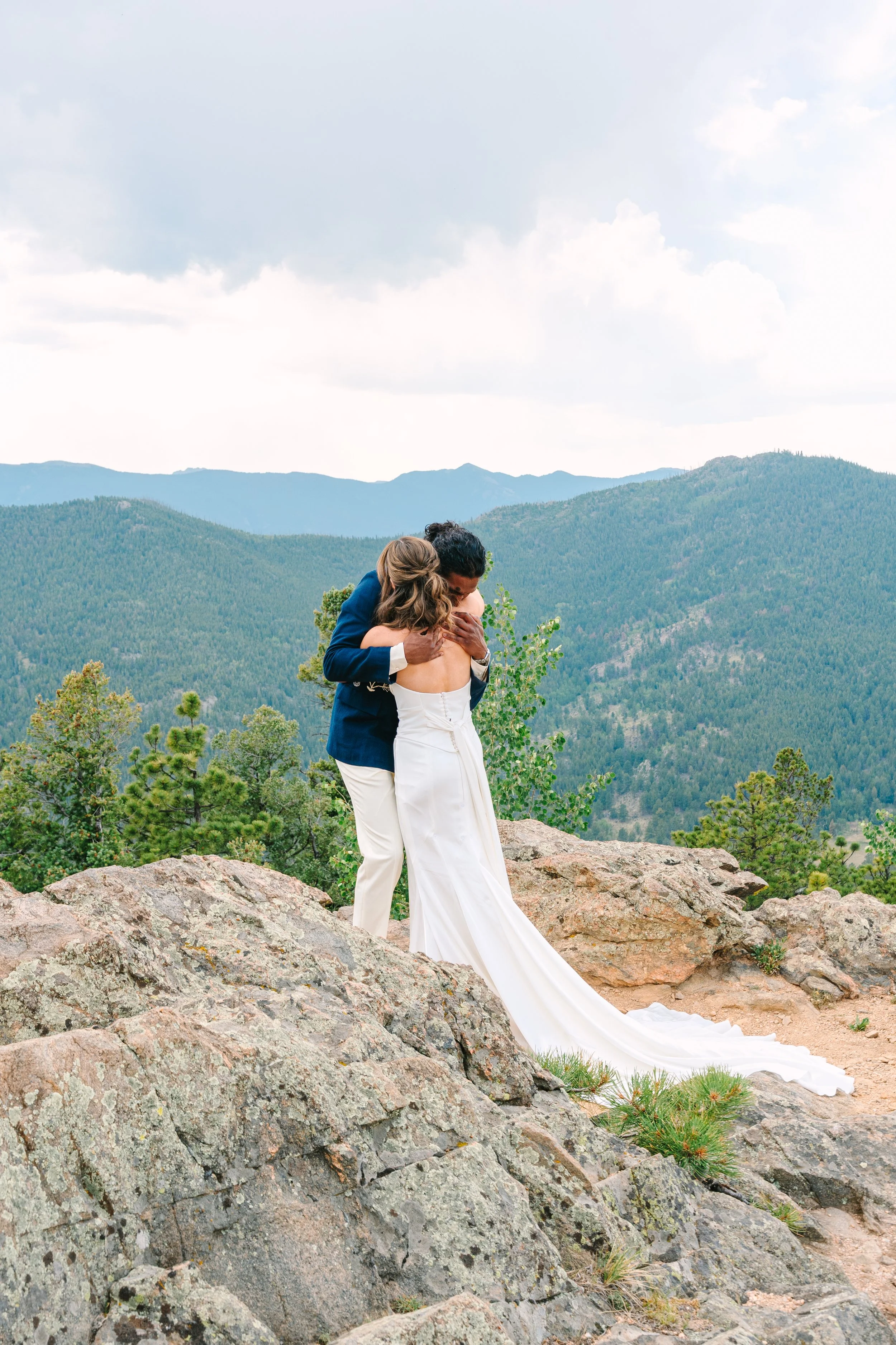 Mimi+NikhilWedding-DeerCreekMountainCamp-117.jpg