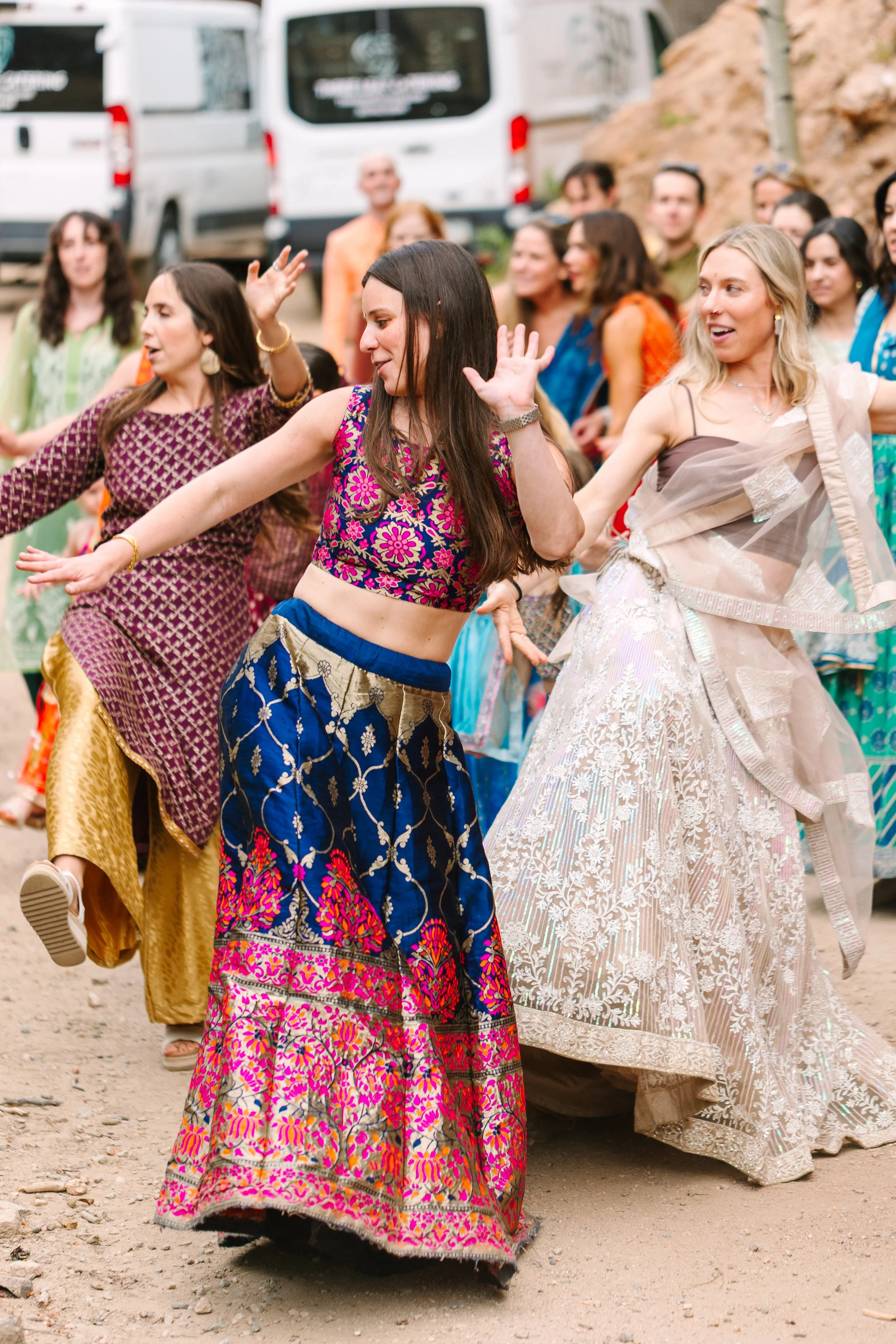 Mimi+NikhilWelcomeParty-DeerCreekMountainCamp-165.jpg