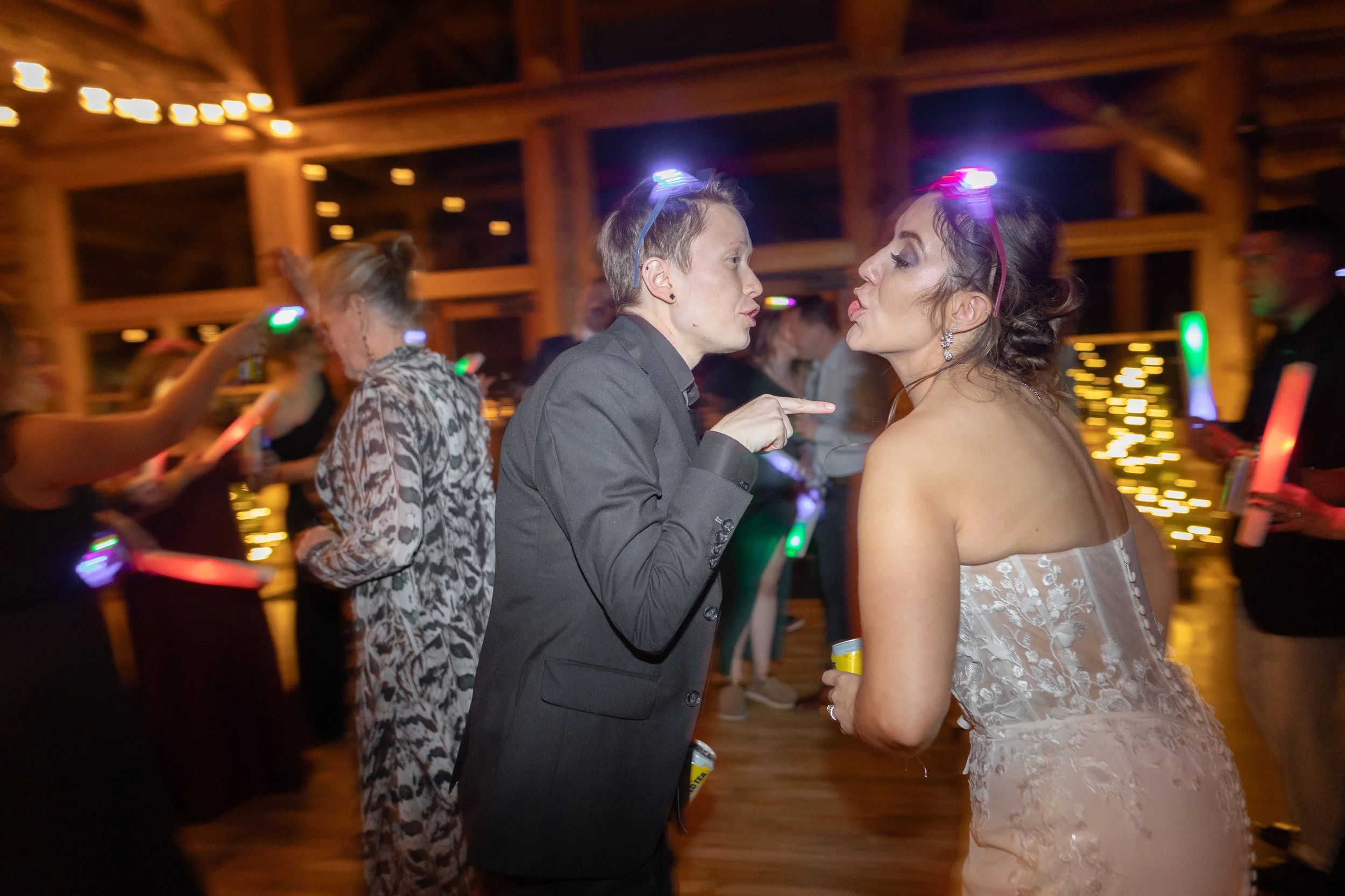 Wedding_121524_AmandaandKayla_SNEAKPEEK-124.jpg