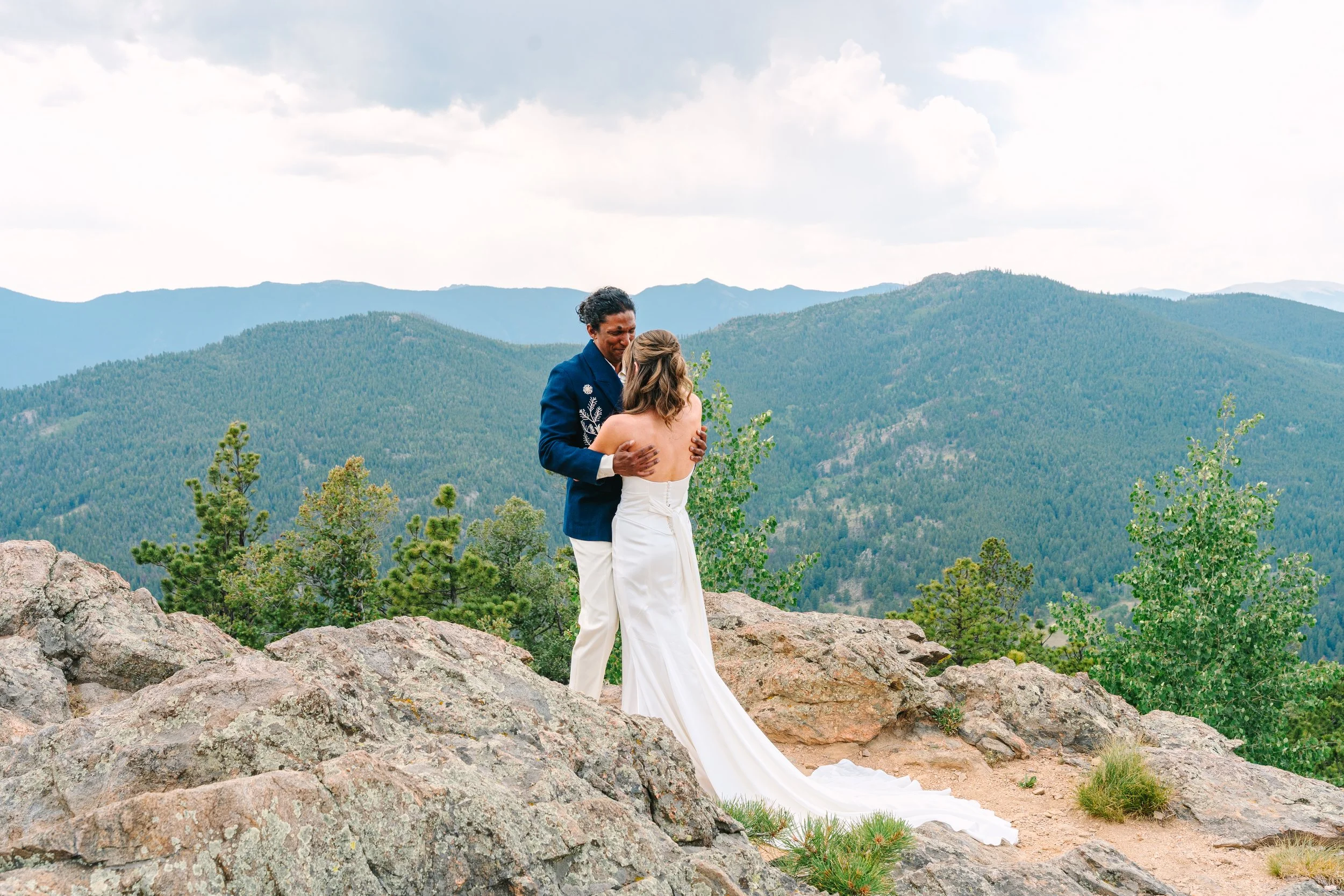 Mimi+NikhilWedding-DeerCreekMountainCamp-121.jpg