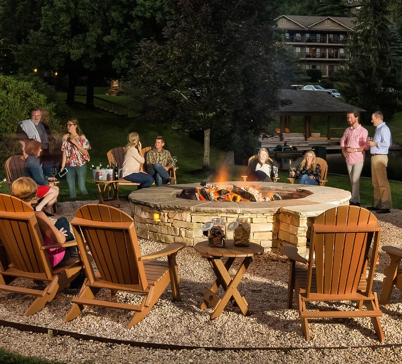 chetolamountainblue-groupsandmeetings-privatelakebonfires-685d9a68857bb.webp