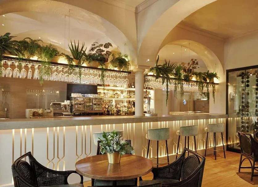 Vinuela Bar.jpg