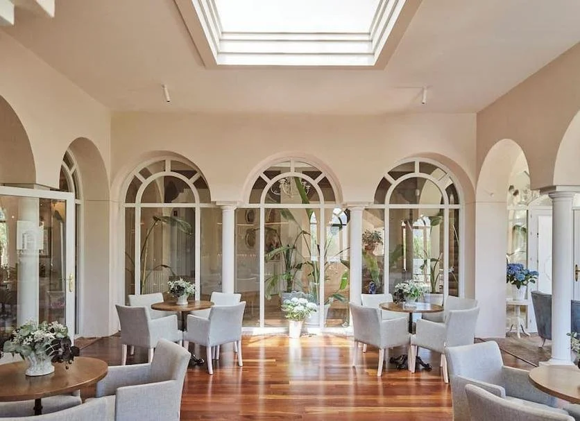 Vinuela Dining.jpg