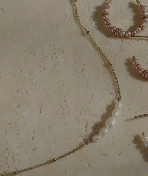 Pearl & Bead Necklace