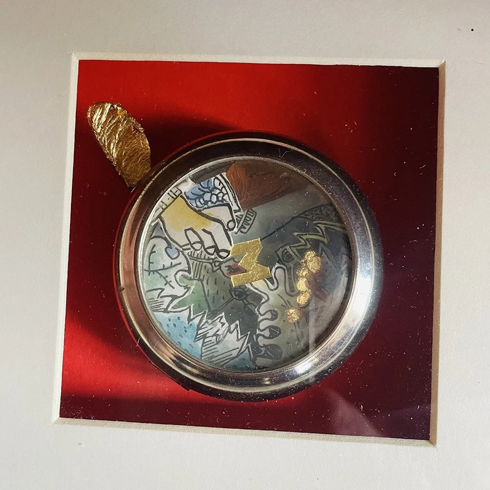 creaturquoise_or_cadre_montre_gousset_jardin_M_main.jpg