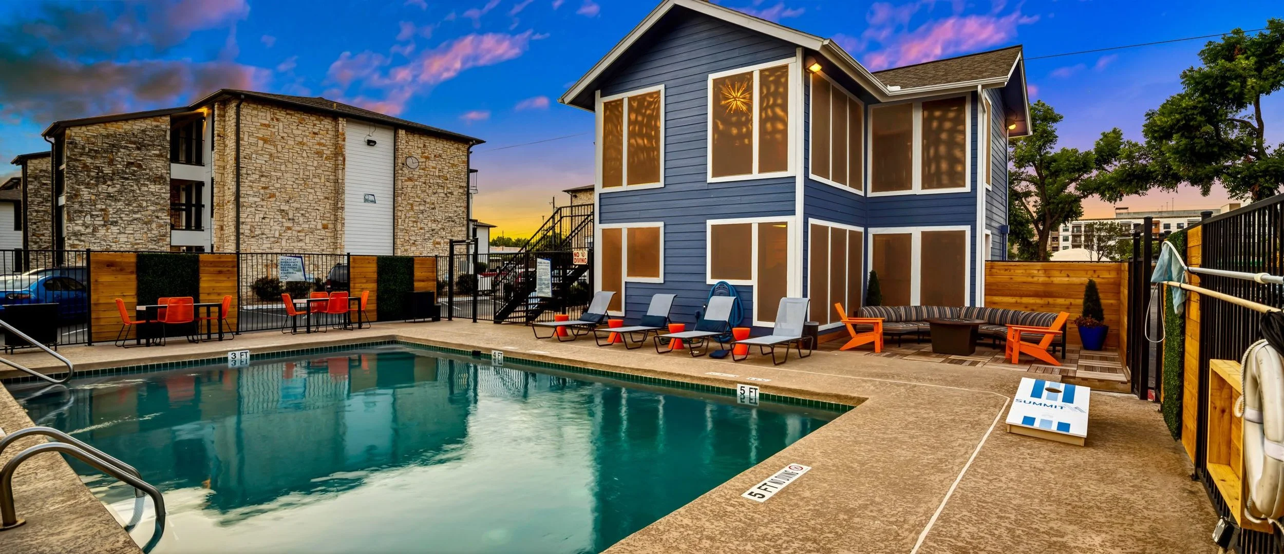 LAMAR STATION
Austin,TX 2020
Design Fee- $6,600
FF&E-$31,848
