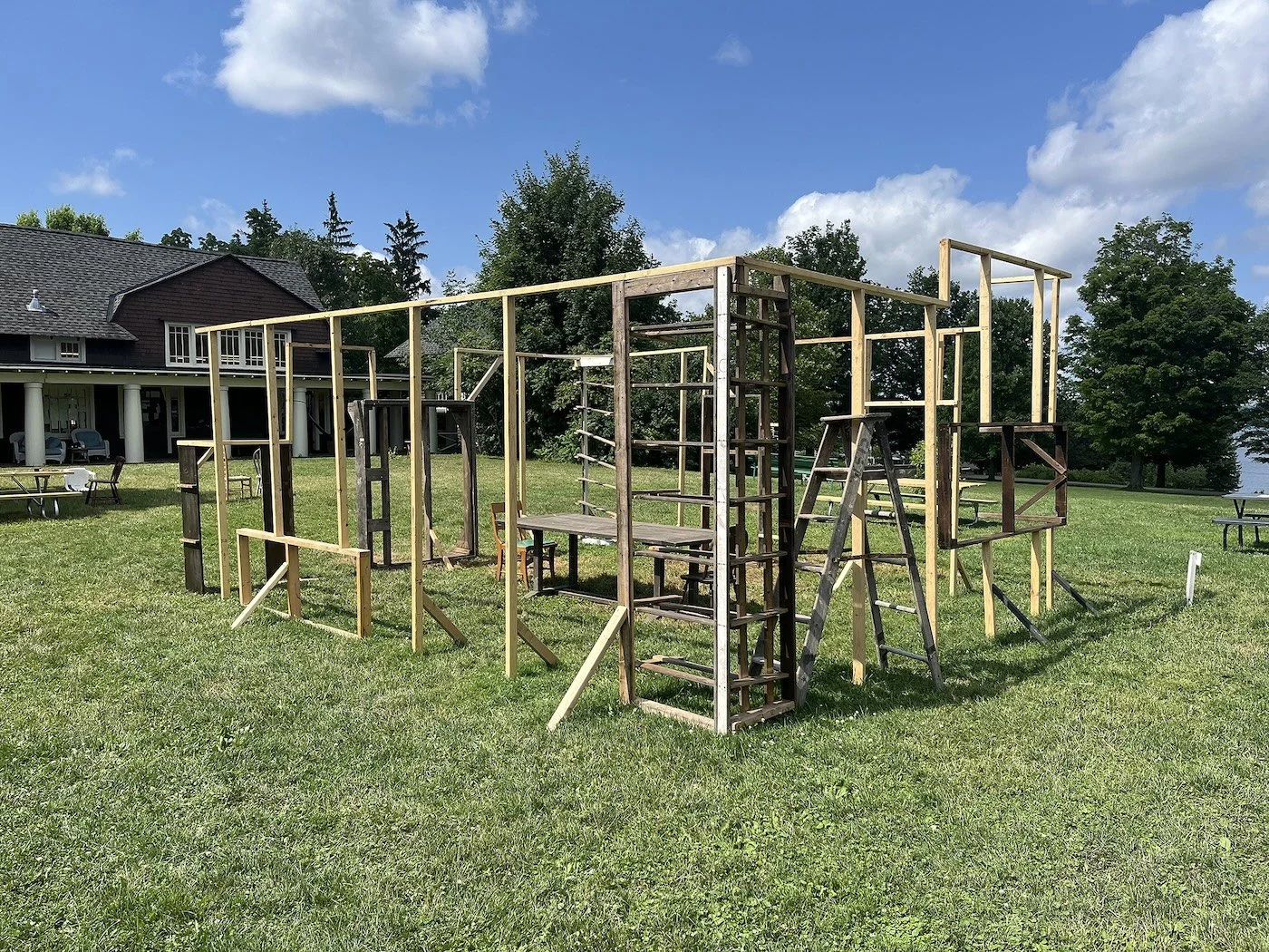 6_Temporary Adage- The Structure In collaboration with Josue Bessiake.jpg