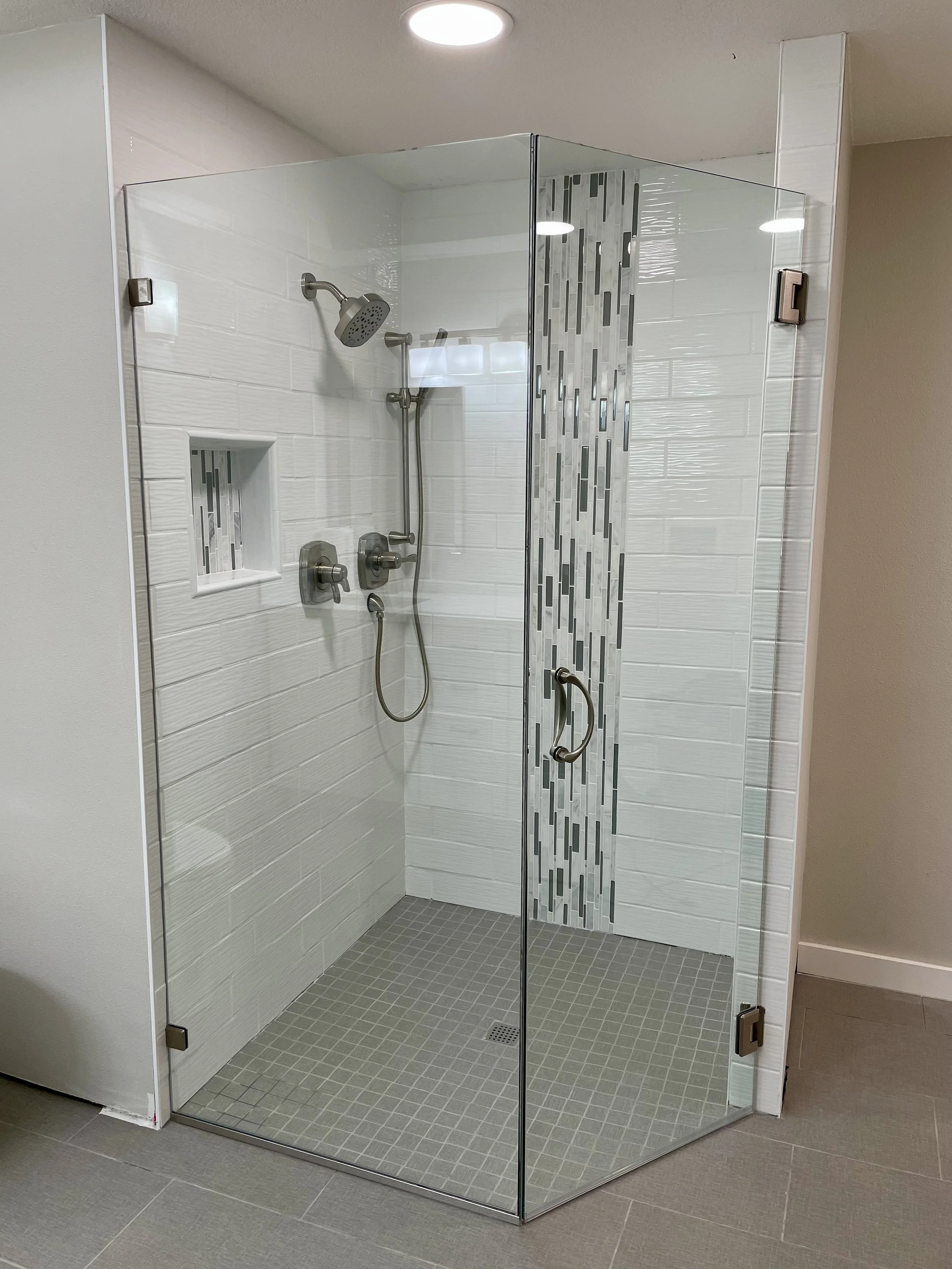 Frameless Glass Enclosures with Fixed Panels