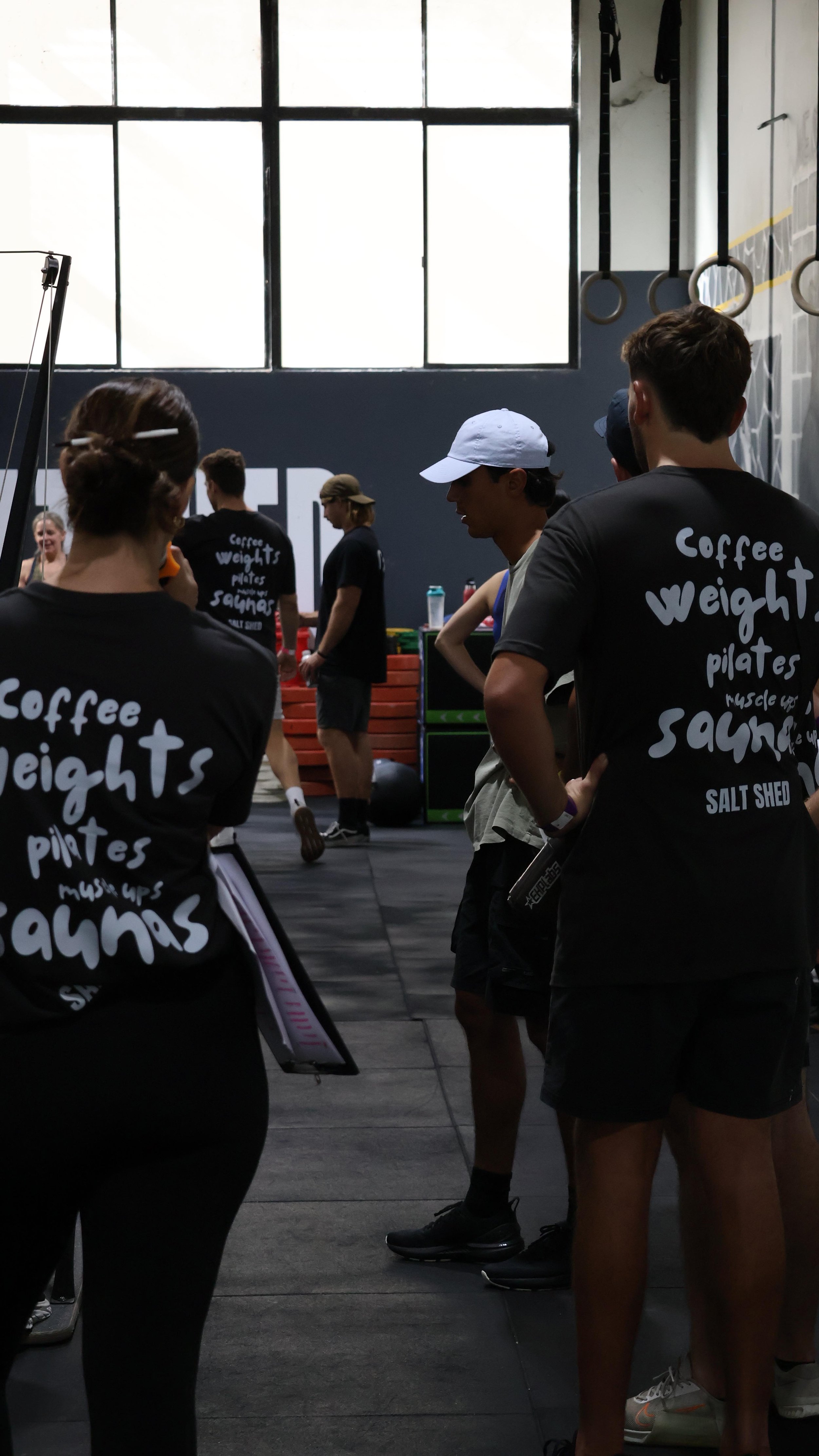 TGIF 👏👏 see you tomorrow morning for an endorphin boost 😍😍
#northernbeaches #crossfit #northernbeachesgym #warriewood #grouptraining #northernbeachesrunclub #weighttraining #workhard #gymspo #fitspo