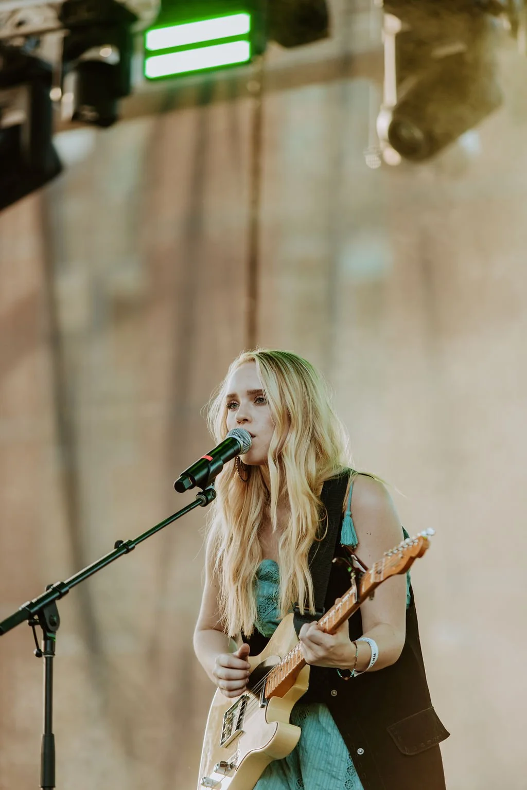 LOTG2022-CeciliaCastleman-@stephaniehsiau-1.jpg