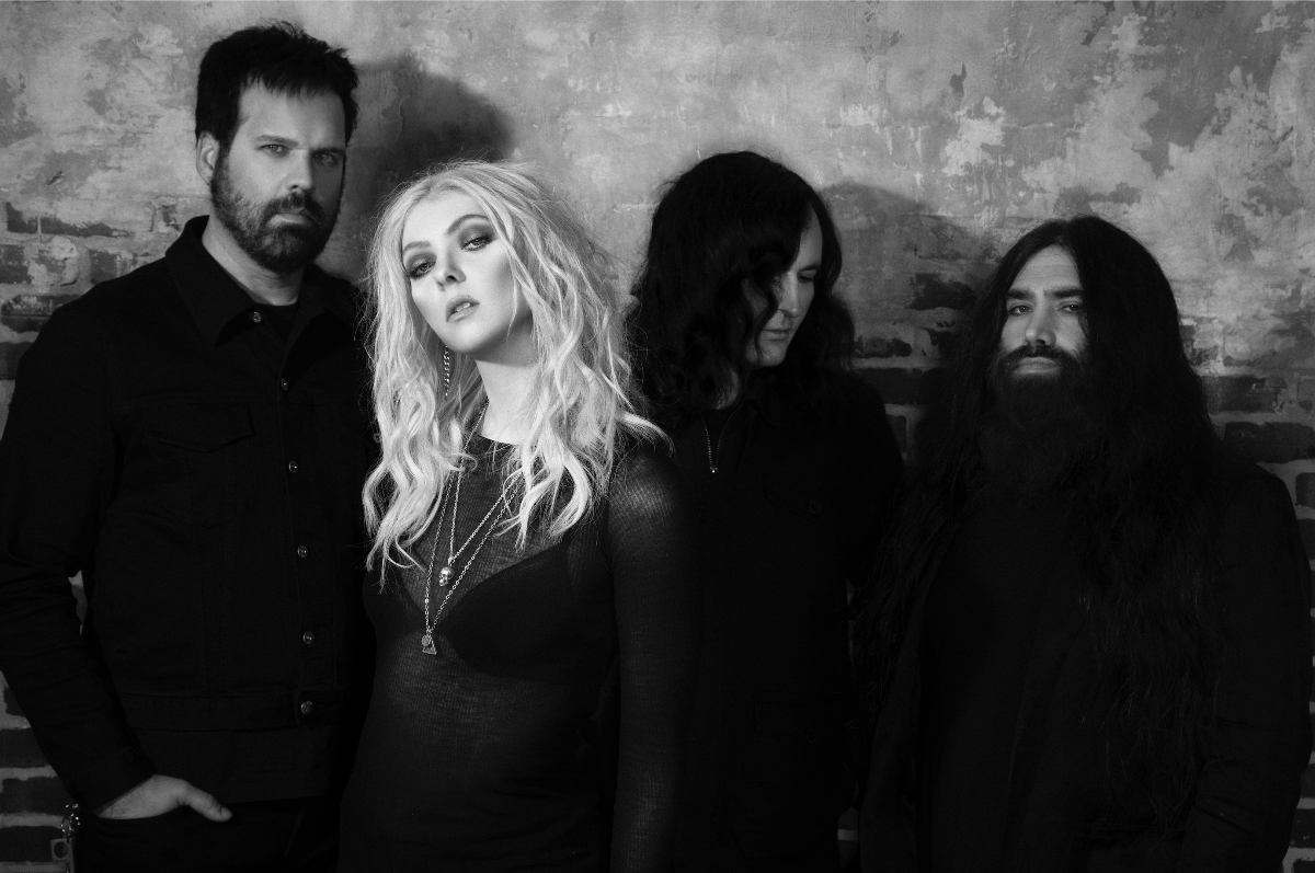 The Pretty Reckless Plays Manchester Academy