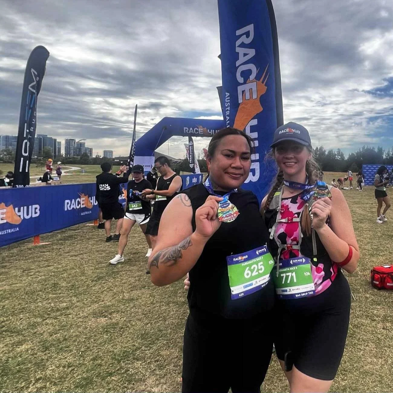🔵⚪️⚫️ Shout out to Ash and Brodie for participating in the Race Hub Parramatta Series 10km event yesterday! 🙌

Well done ladies 🤜🤛

🔵MIND.⚪️BODY.⚫️LIFE.

#teamtransform #groupfitness #grouptraining #running #community #fitness #health #lifestyle