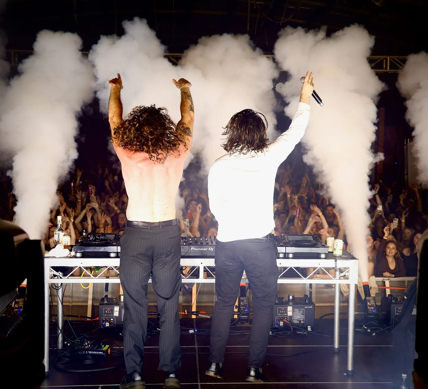 Peking Duk @miamimarketta ⚡️ ⚡️⚡️
The boys brought the heatttt last night, pumping up the dance floor with @nicka35 &amp; @djhelena 🕺