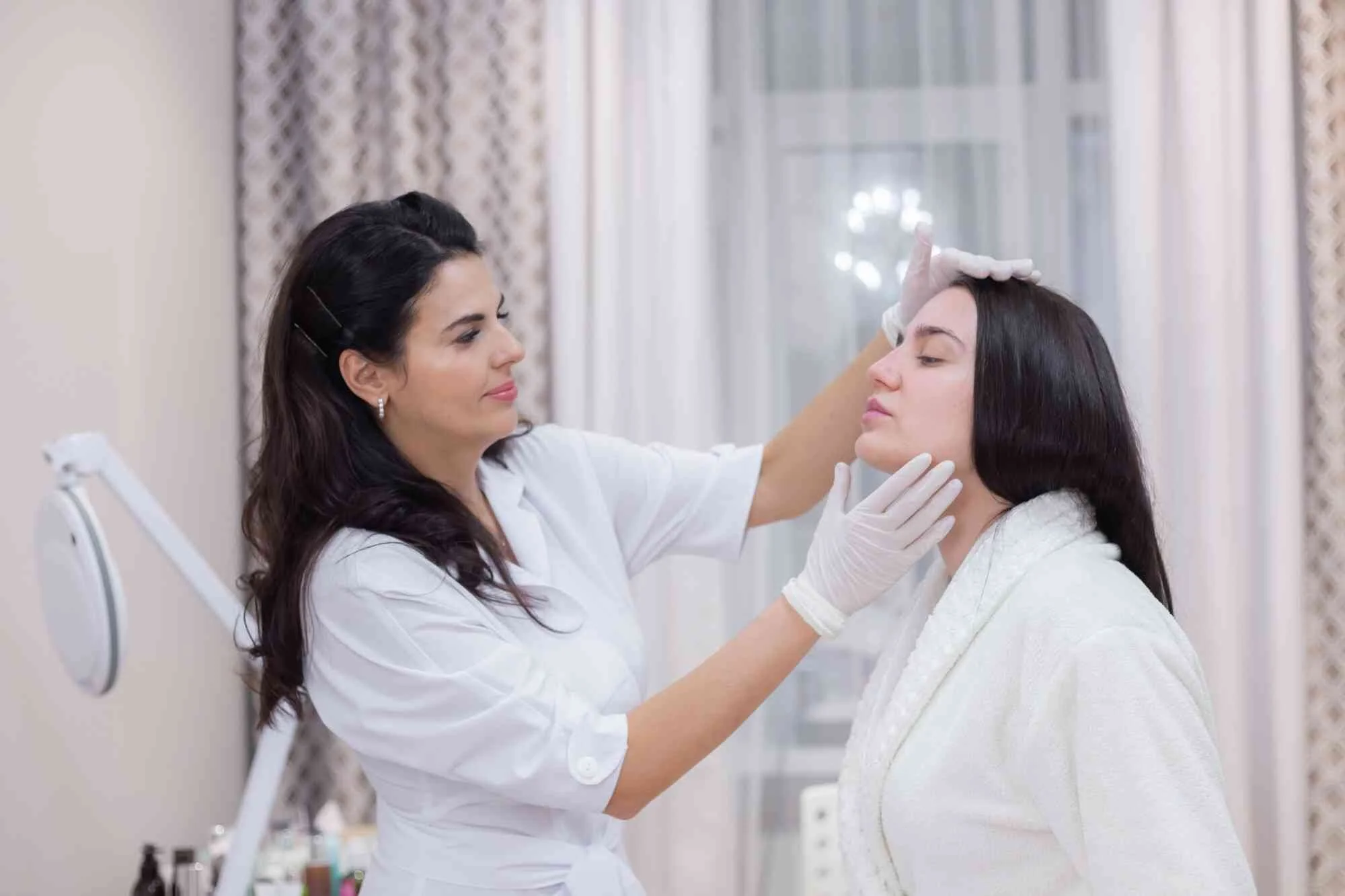 Finding the Right Dermatologist Near Me for Specialized Skin Care