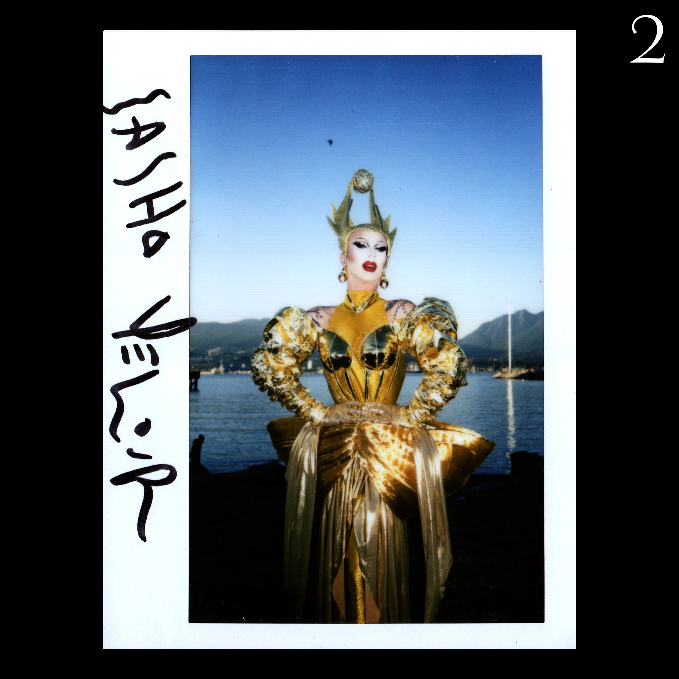 SashaVelourGold_0002.jpg