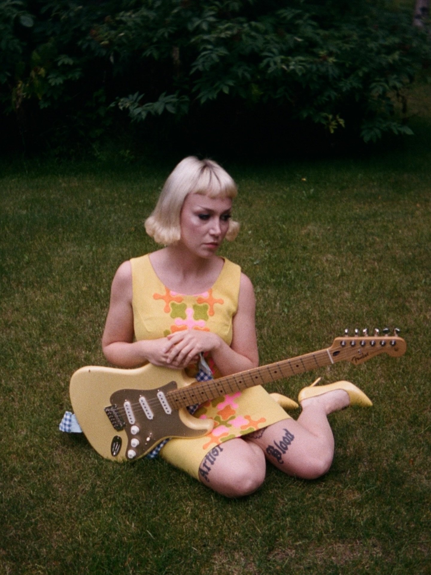 KANSAS CITY TONIGHT AT @theshipkc 

Are yall ready? 

Only 5 more shows 😭 

11/29 Kansas City&nbsp;@theshipkc
11/30 St. Louis&nbsp;@offbroadwaystl
12/02 Columbus&nbsp;@rumbacafeoh
12/03 Cleveland&nbsp;@beachlandcle
12/04 Hamtramck&nbsp;@smallsbar

#