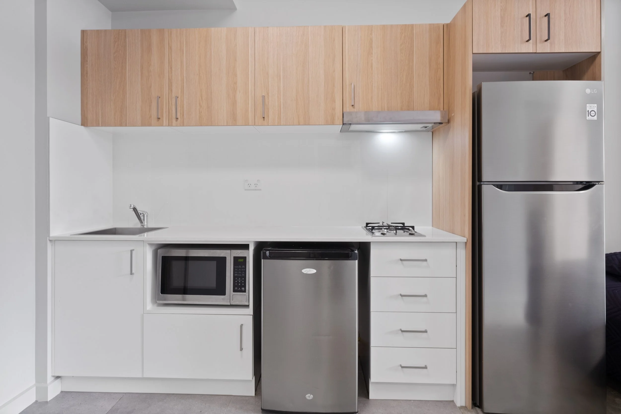 STANDARD KITCHEN .jpg