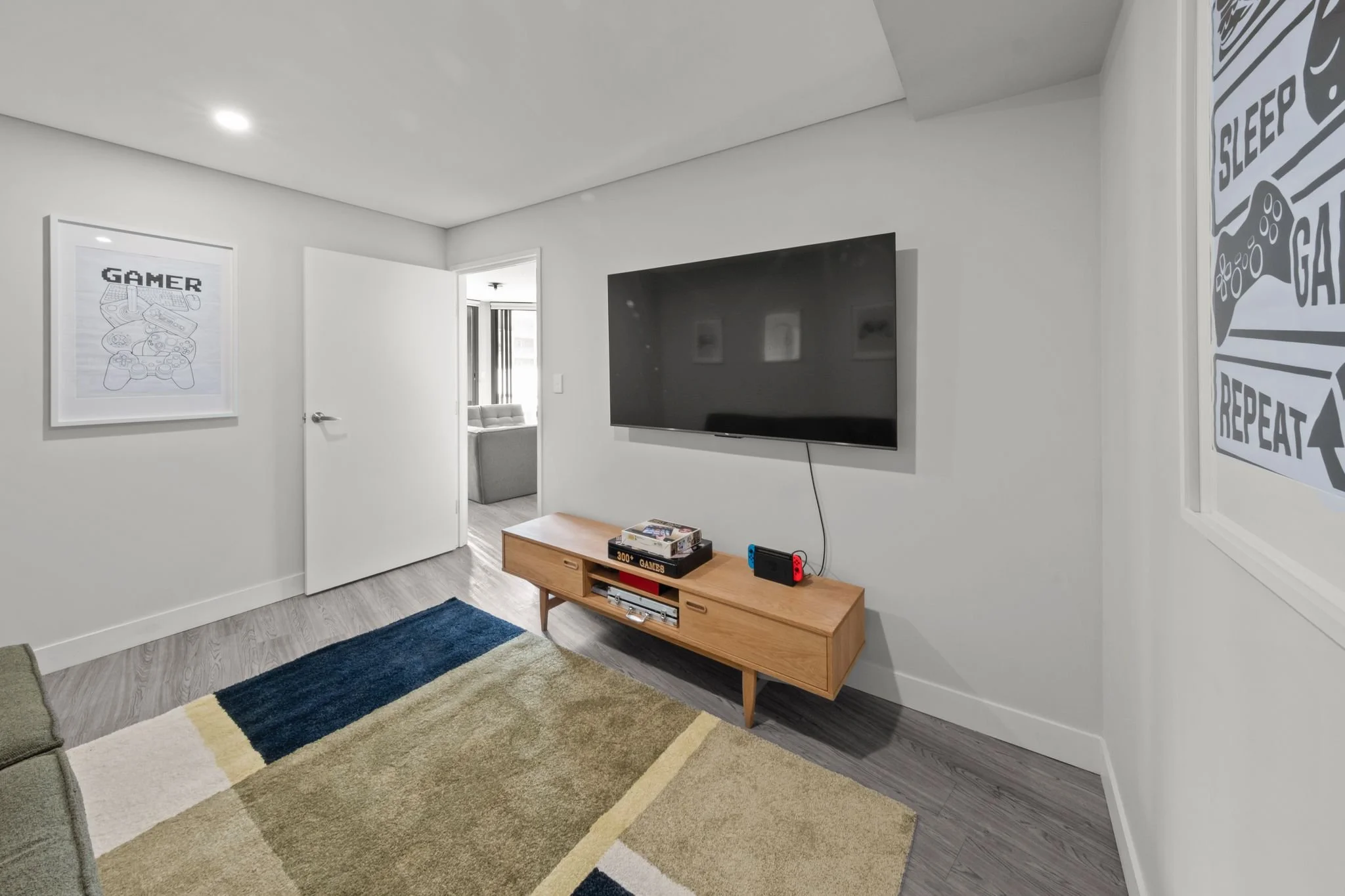 WhatsApp Image 2025-05-01 at 16.29.21 (1).jpeg