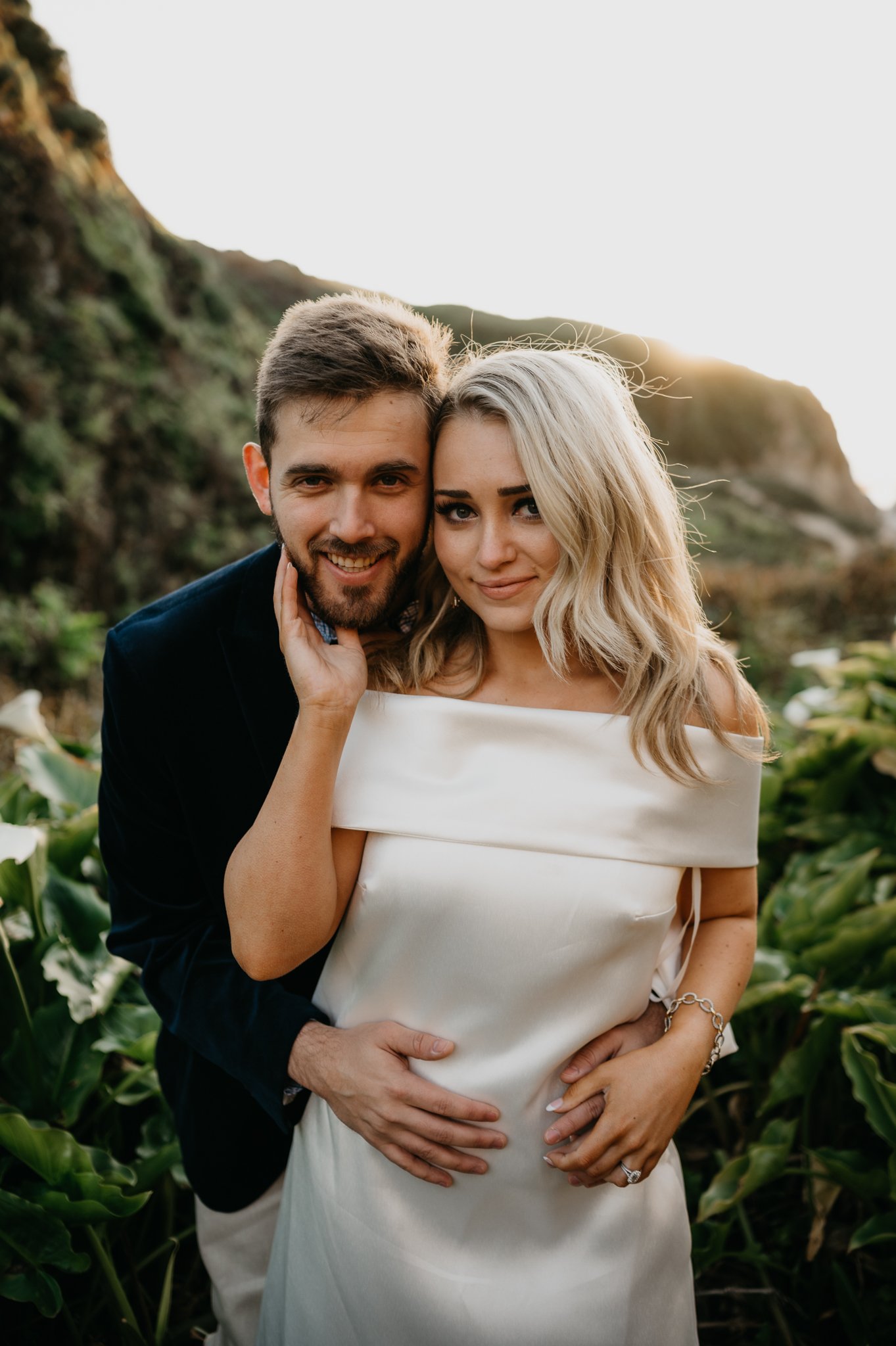 Big-Sur-lilies-blooming-engagement-photography-session