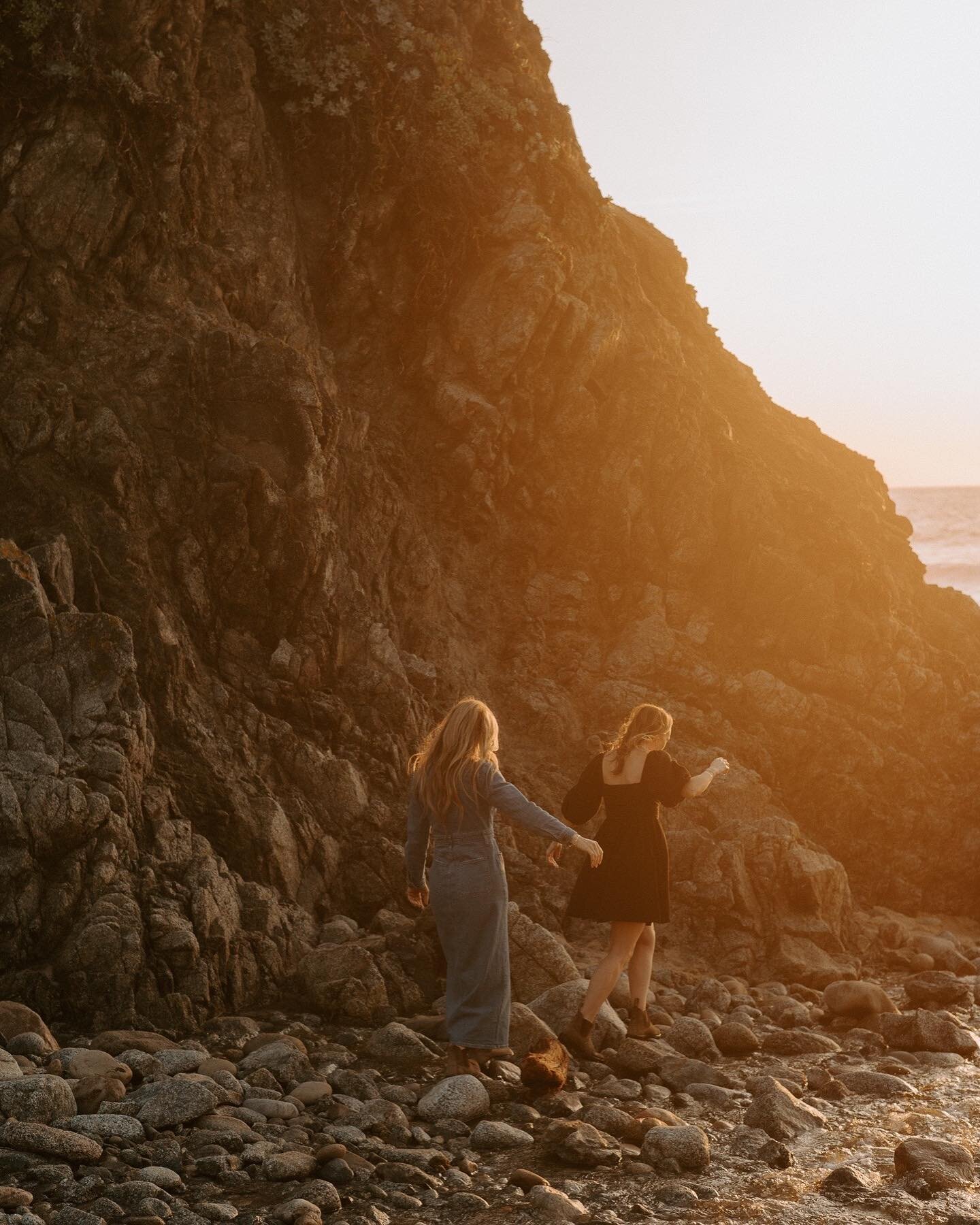 L+C in love 

#californiaweddingphotographer #sthelenawedding #sthelenaweddingphotographer #napawedding #oregonelopement #oregonelopementphotographer #napawedding #mendocinowedding #mendocinoelopement