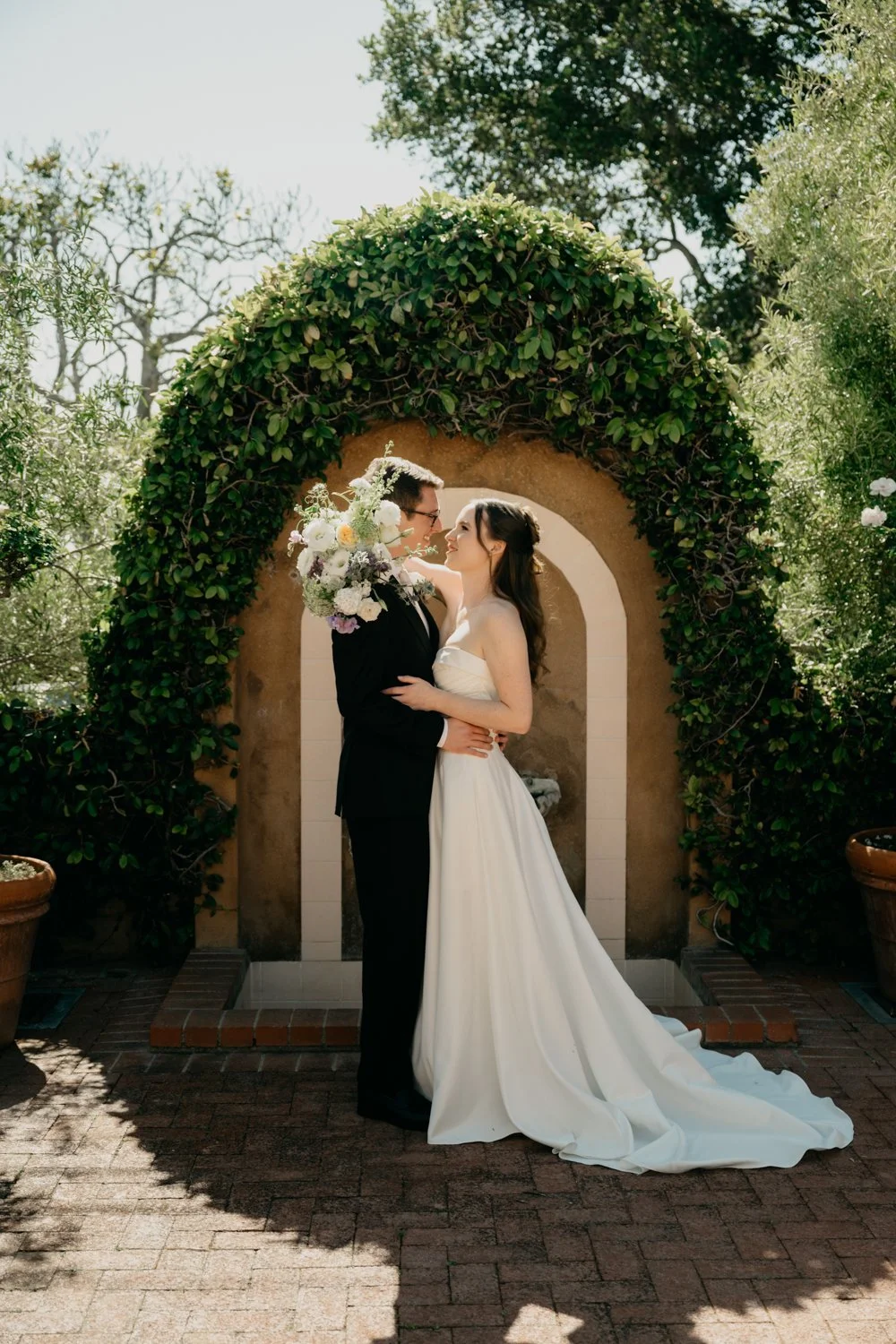 Carmel-wedding-FLORA-GIBSON-PHOTOGRAPHY-WWW.FLORAGIBSON.COM-24.jpg