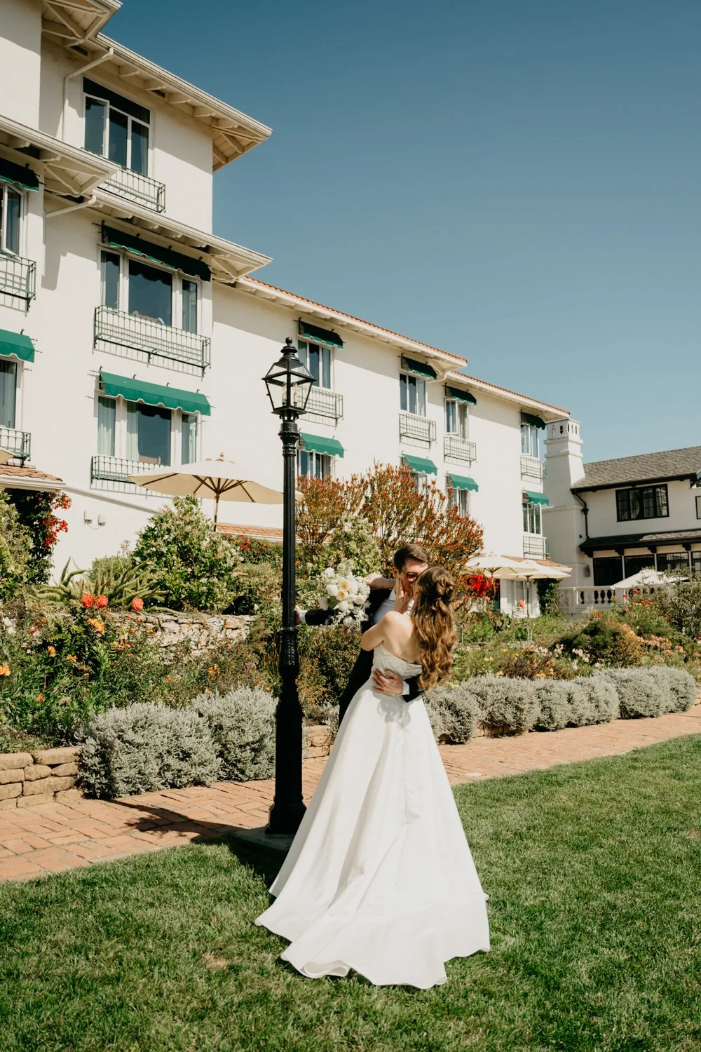 Carmel-wedding-FLORA-GIBSON-PHOTOGRAPHY-WWW.FLORAGIBSON.COM-31.jpg