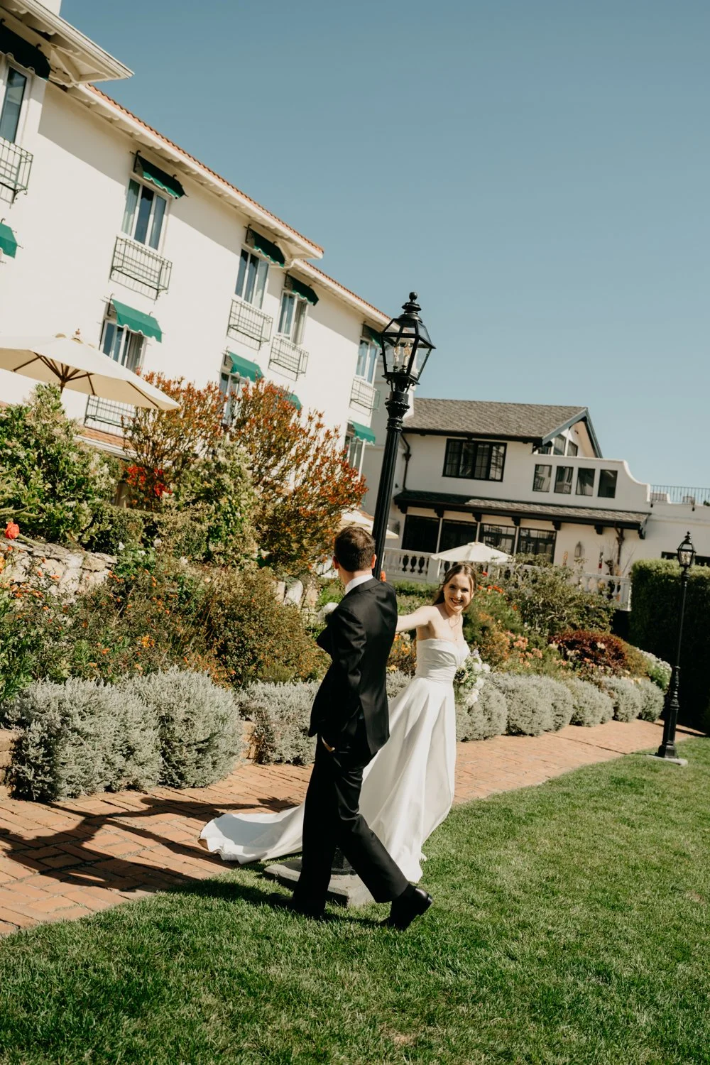 Carmel-wedding-FLORA-GIBSON-PHOTOGRAPHY-WWW.FLORAGIBSON.COM-32.jpg