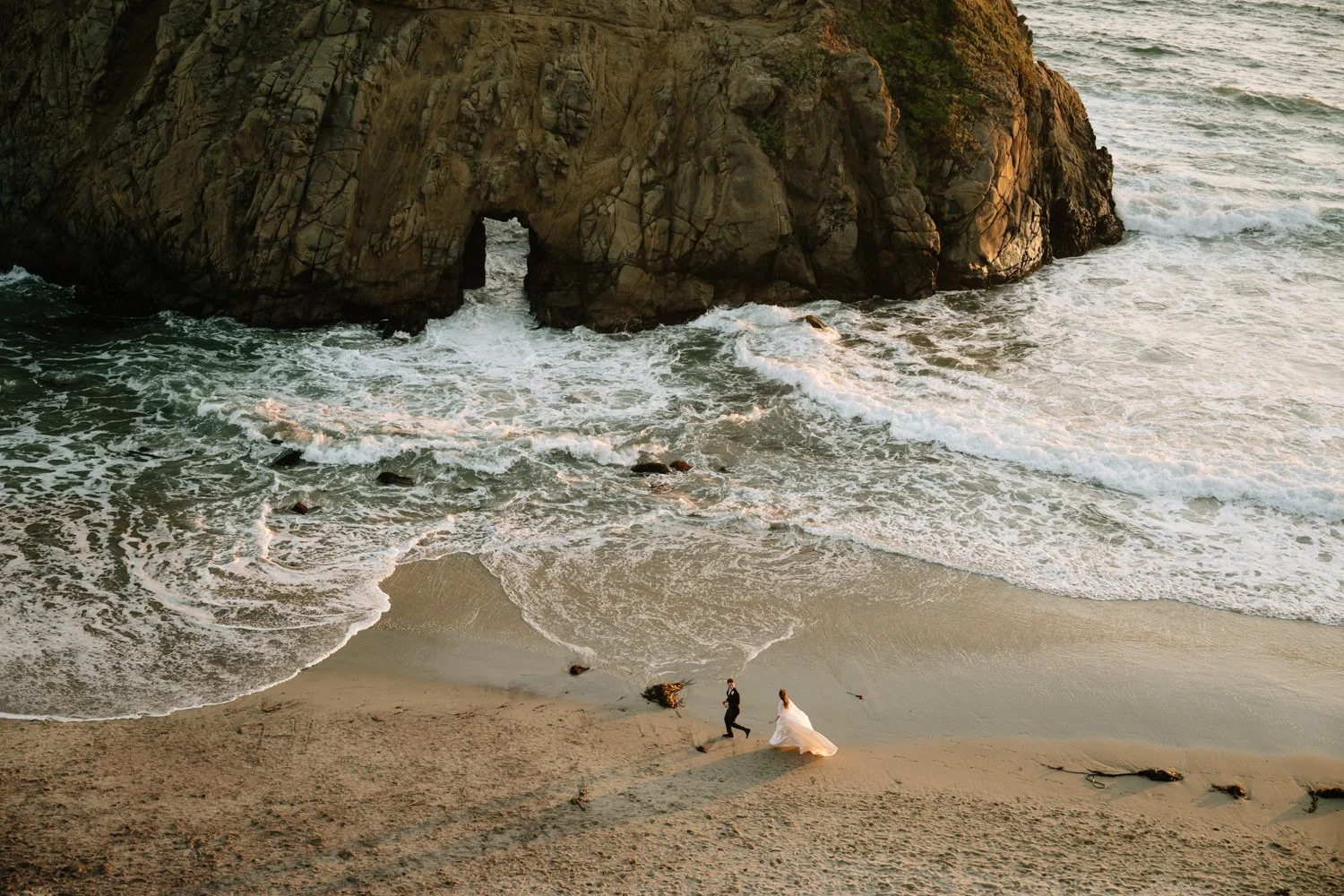 Carmel-wedding-FLORA-GIBSON-PHOTOGRAPHY-WWW.FLORAGIBSON.COM-98.jpg