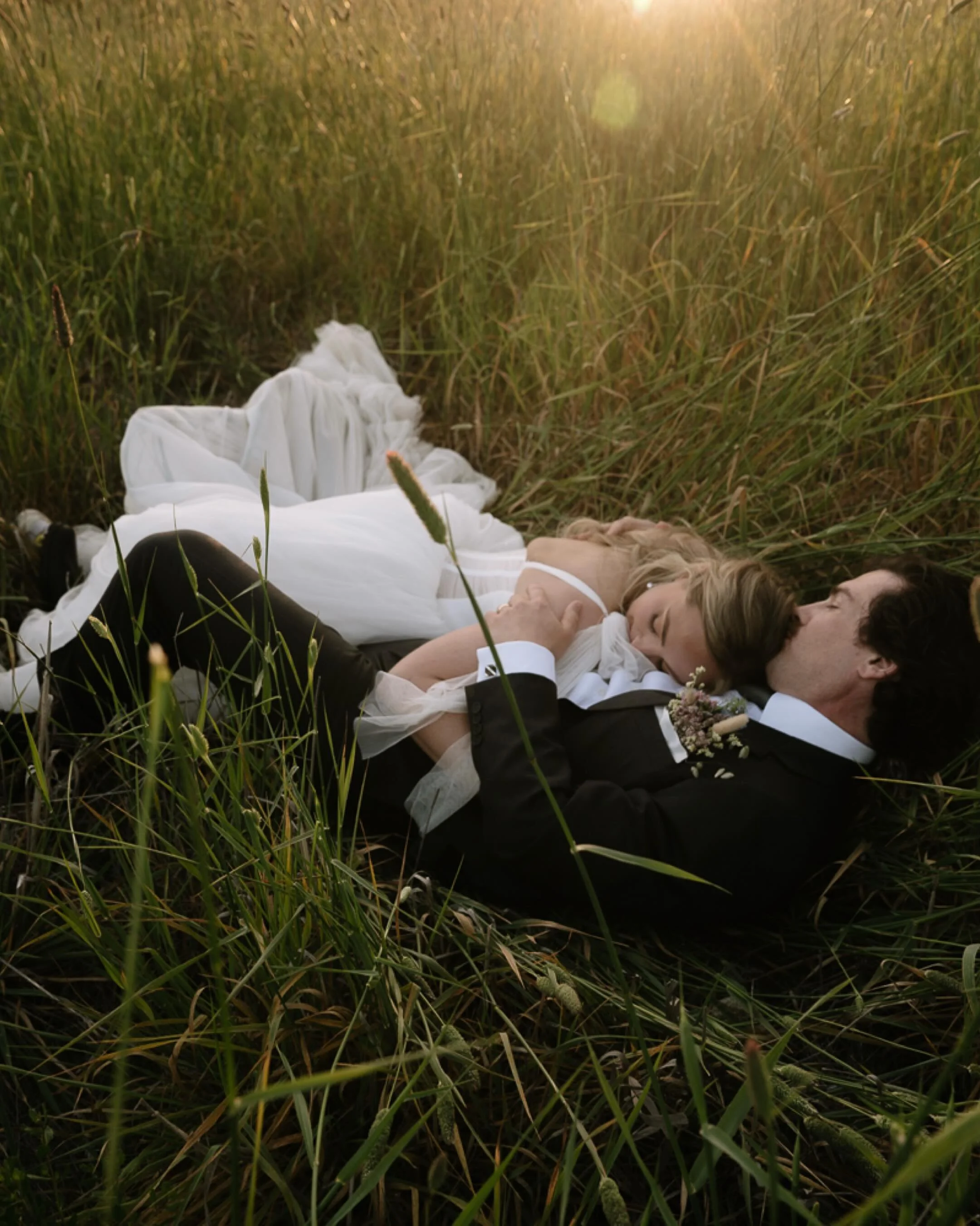 M+Z <3

California wedding, Big Sur wedding day, sf wedding, sf wedding photographer, Mendocino wedding day, Mendocino elopement, Mendocino photographer 

Florals : the incredible @williwildflower 
MUAH: my fav @malinahairandmua 
Dress: @urbansetb
