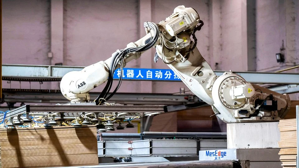 The Dragon’s New Year Spark: China’s Private Manufacturing Hits 3-Month High