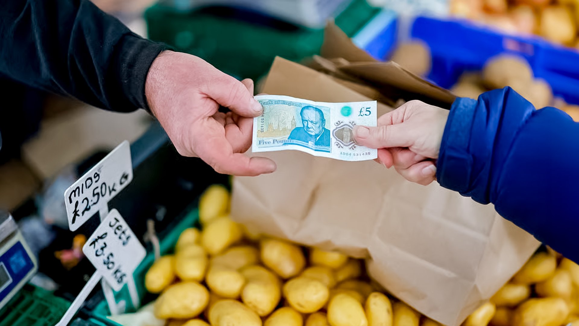 October Inflation Expected to Ease, Bringing Relief to Households and Government