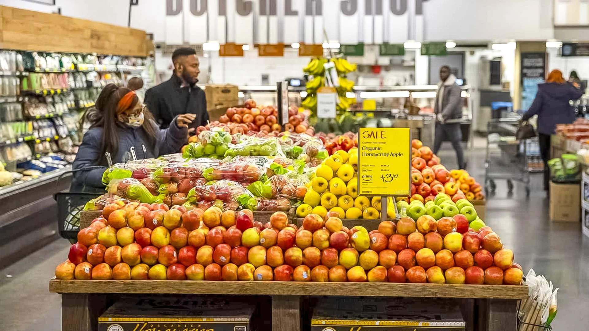 Fed’s Hammack Sounds Alarm: Is the Dollar Heading for Volatility?