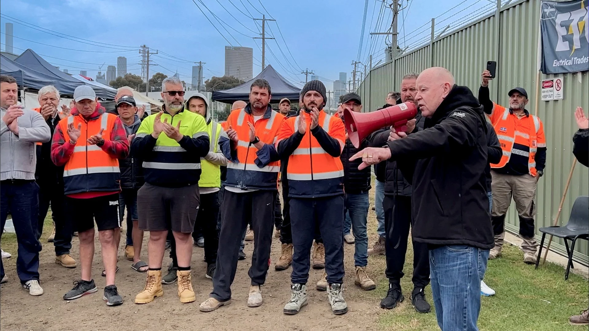 The Aussie Surprise: Employment Surge Ignites Interest Rate Speculation