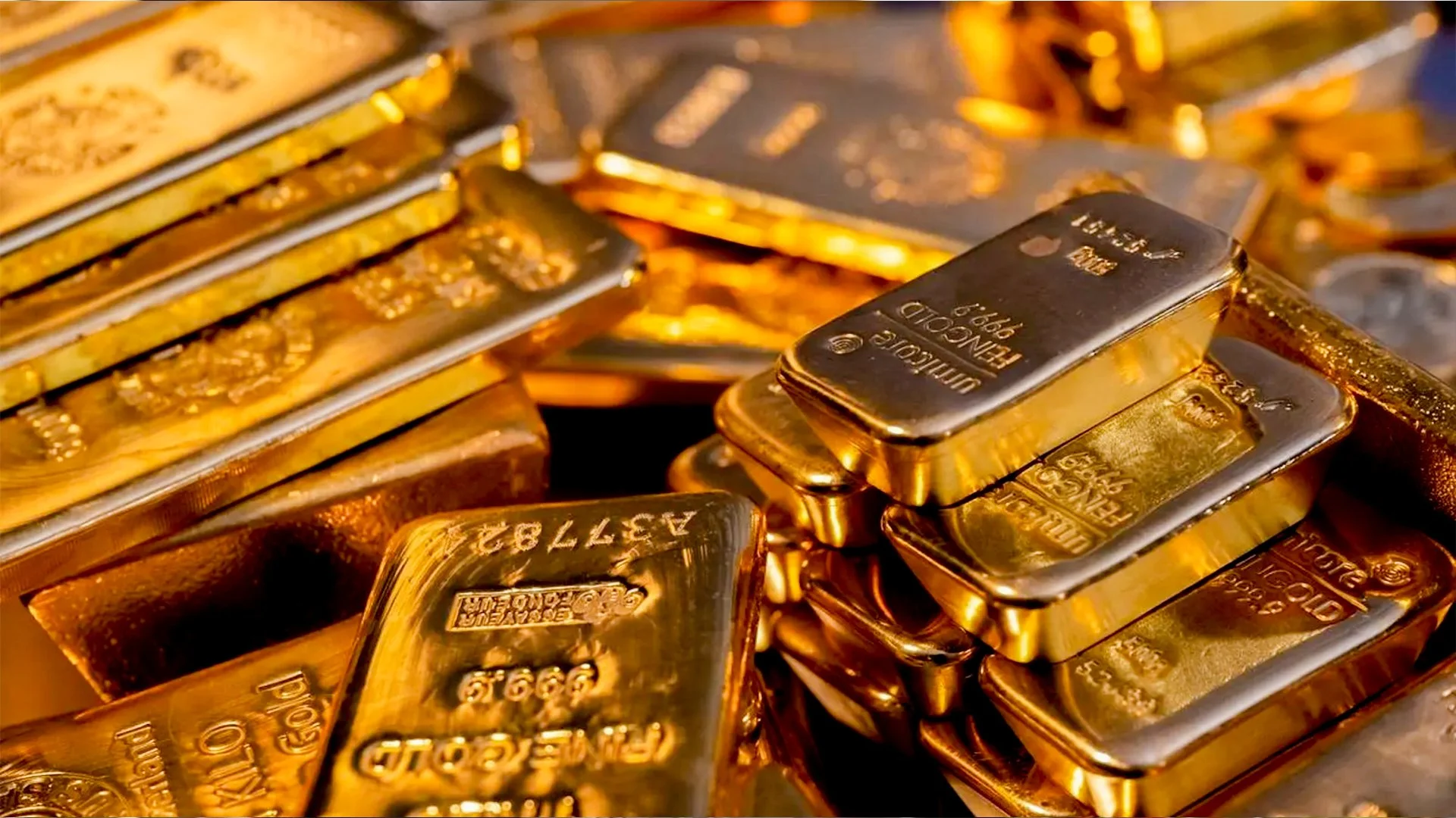 Gold Shatters All-Time Highs: The $4,700 Quest Ignited by Trump’s "Greenland Salvo"