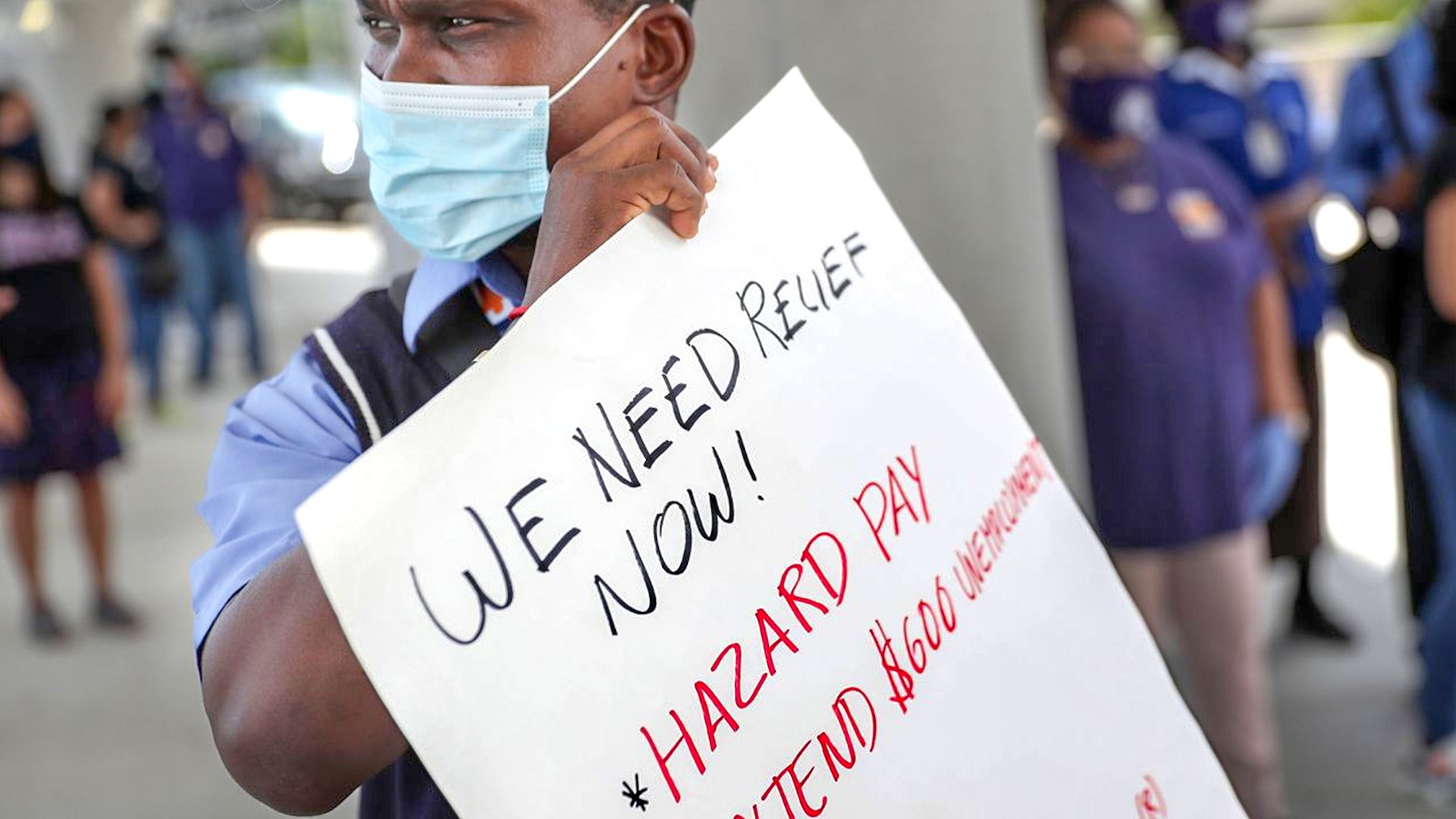 A Mixed Bag for the Labor Market: Decoding the 208,000 Jobless Claims Spike