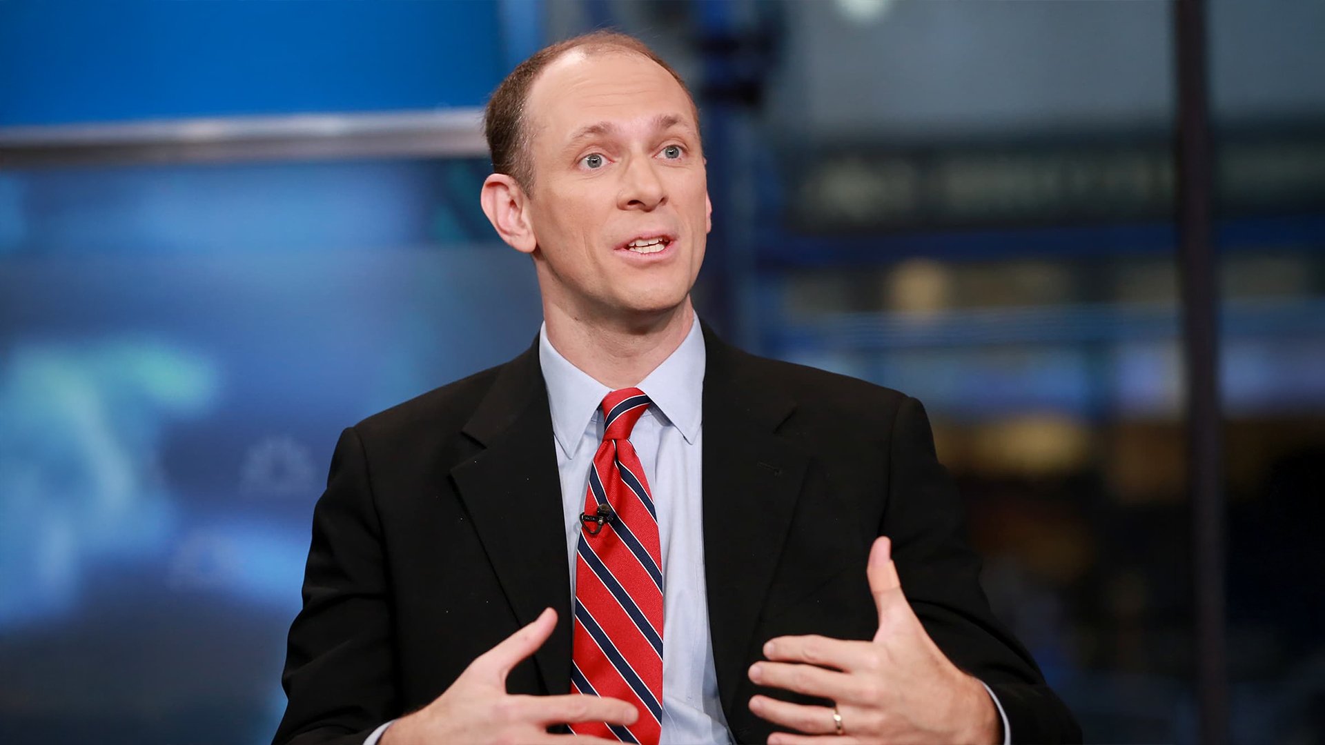 Fed’s Goolsbee Faces a Dilemma: Will Inflation Stop the Next Rate Cut?