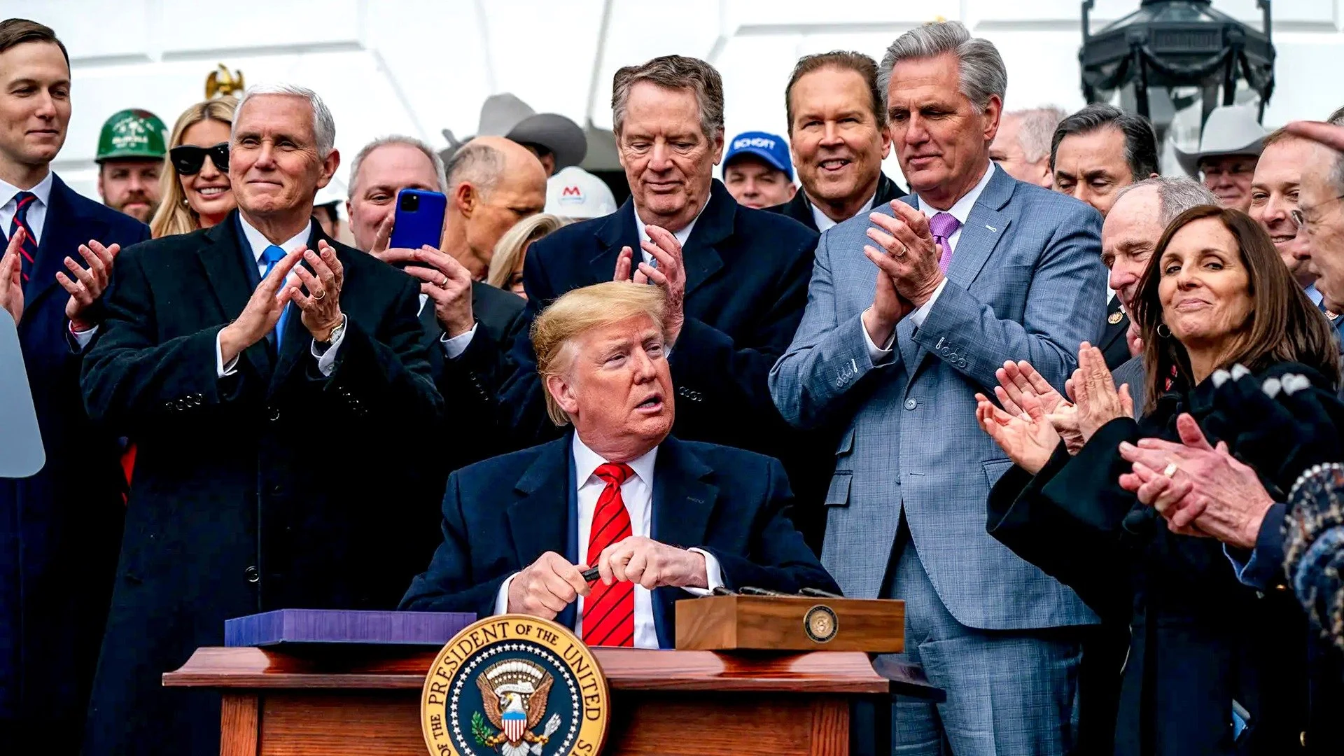 Bilateral vs. Trilateral: Trump Administration Weighs Separate Deals with Mexico and Canada