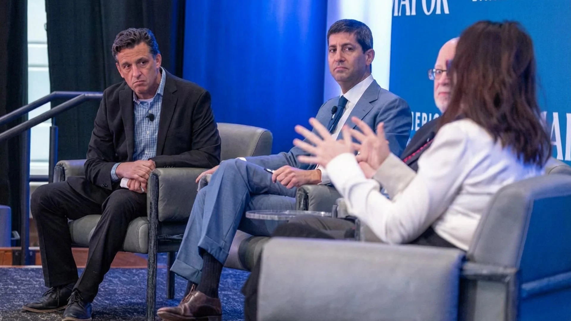 The Midnight Ultimatum: Trump to Reveal New Fed Chair Amid Shutdown Brinkmanship