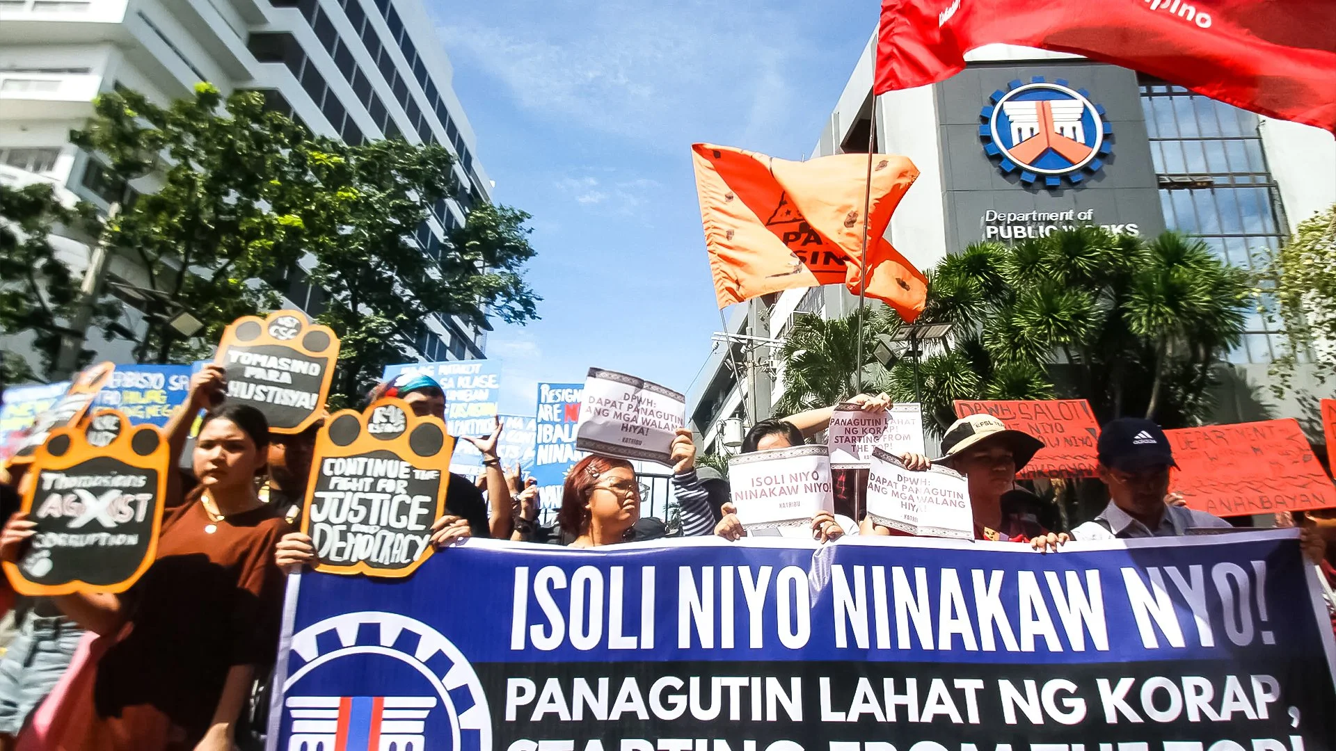 Ex-DPWH Exec Alleges Lawmakers’ Multi-Billion Fund Scheme: What This Means for the Economy and Your Wallet