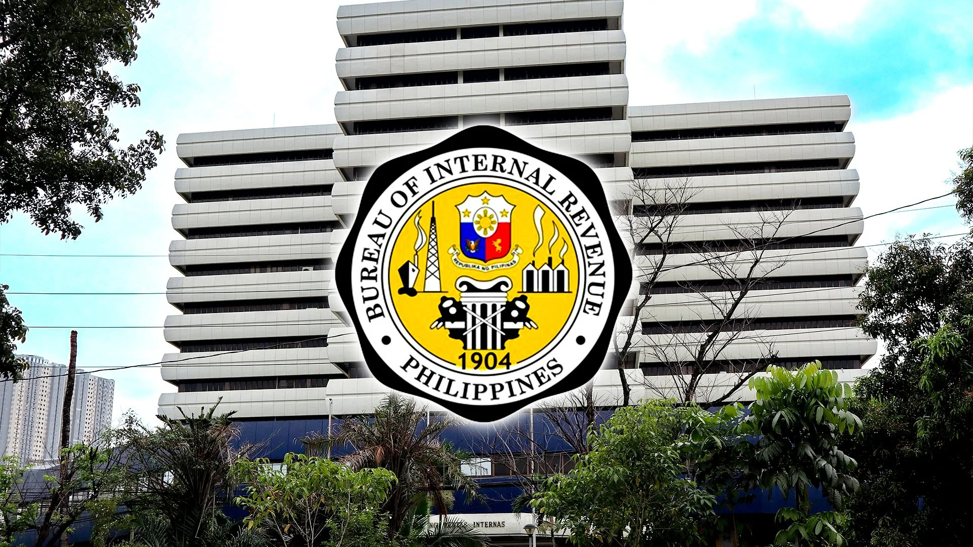 70% of Tax Revenue Lost? Palace Orders Probe into BIR Corruption Allegations
