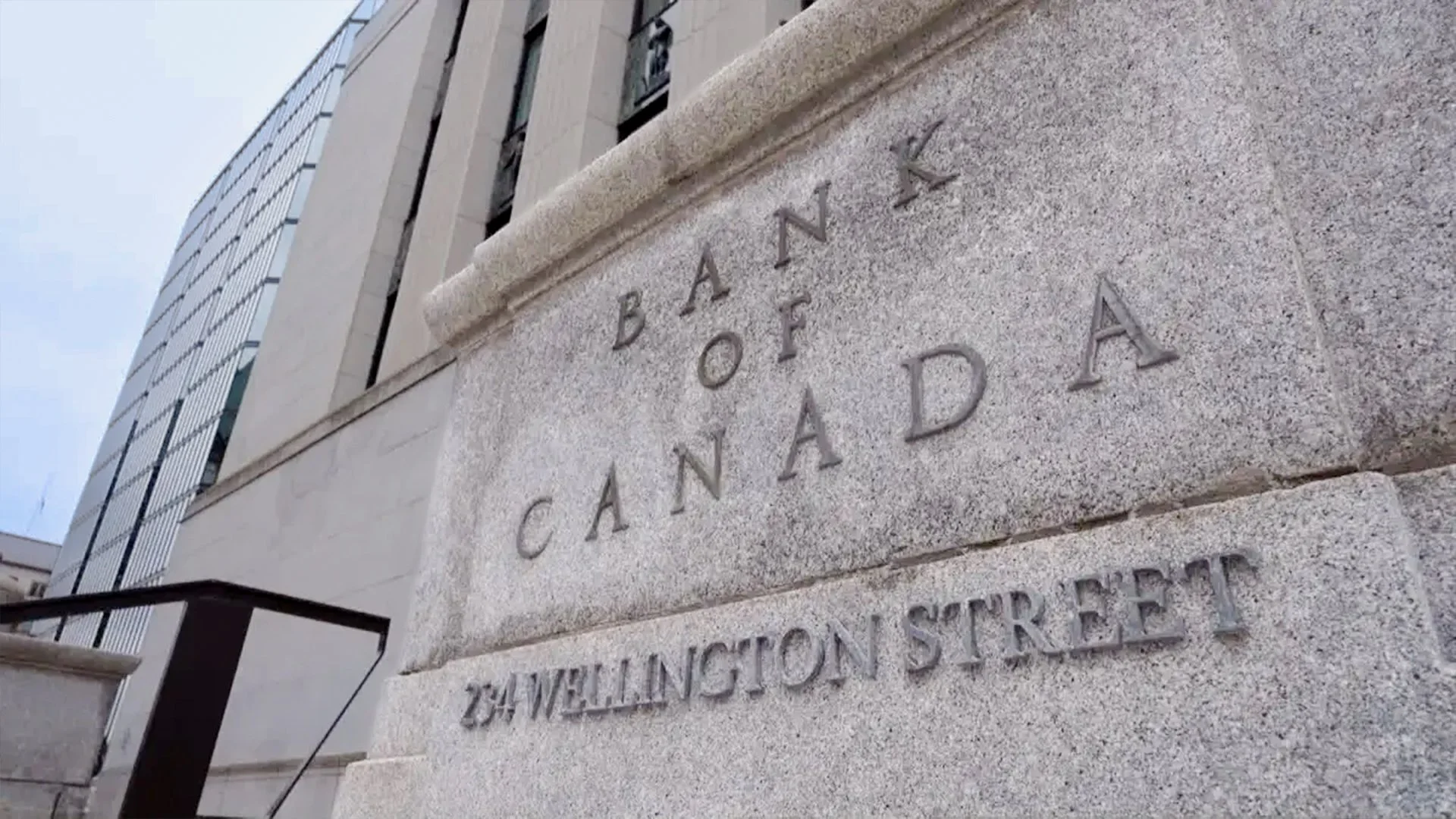 Canada’s GDP Turns Positive: What July’s Growth Means for Forex Traders