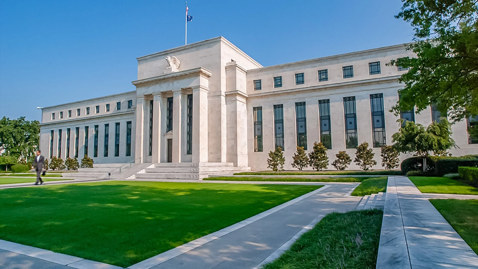 Fed Cuts Rates to 3.75%-4.00%: What It Means for Forex Markets and Global Traders