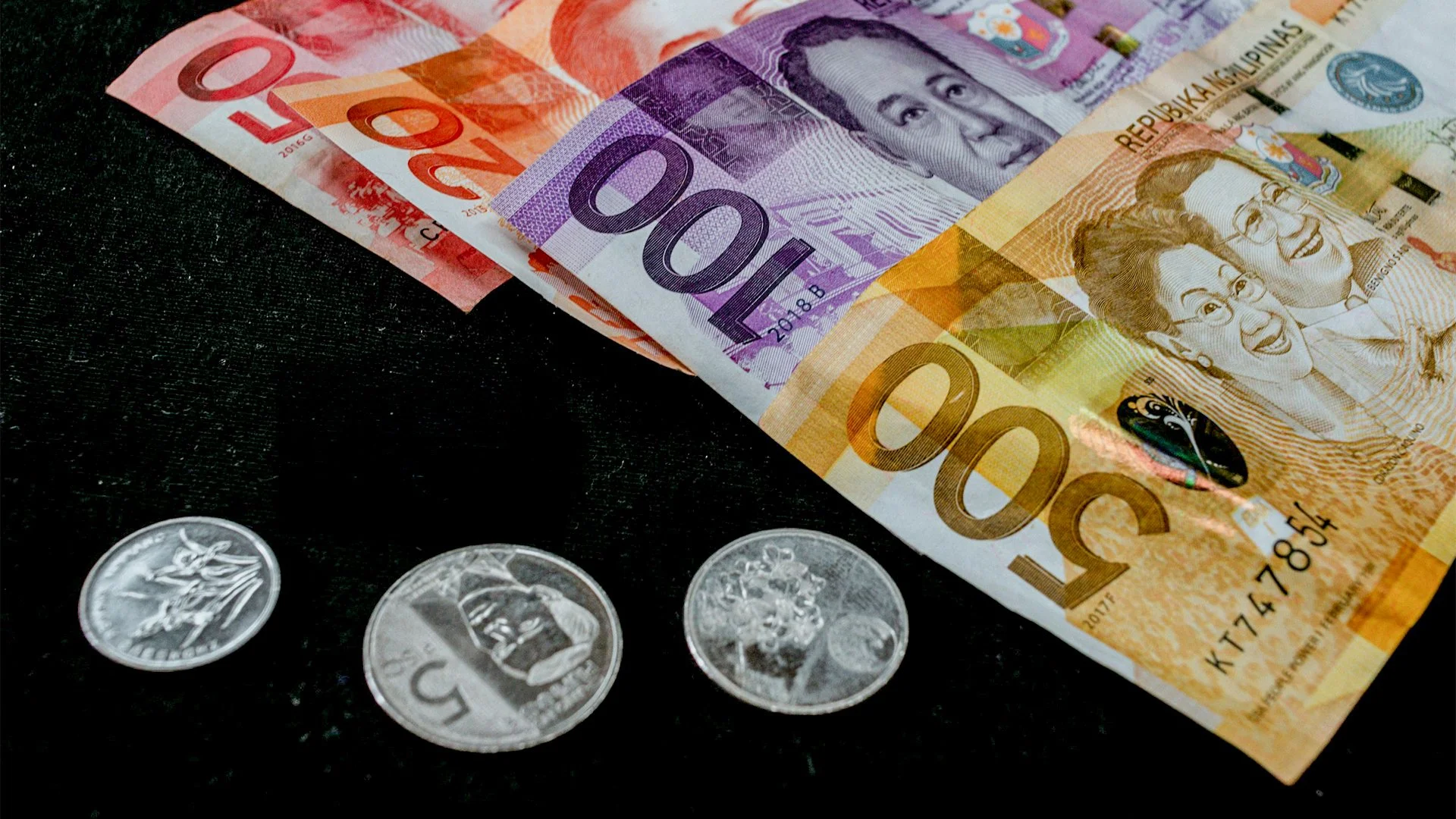 The Peso Puzzle: Can Structural Reforms Outweigh Global Headwinds?
