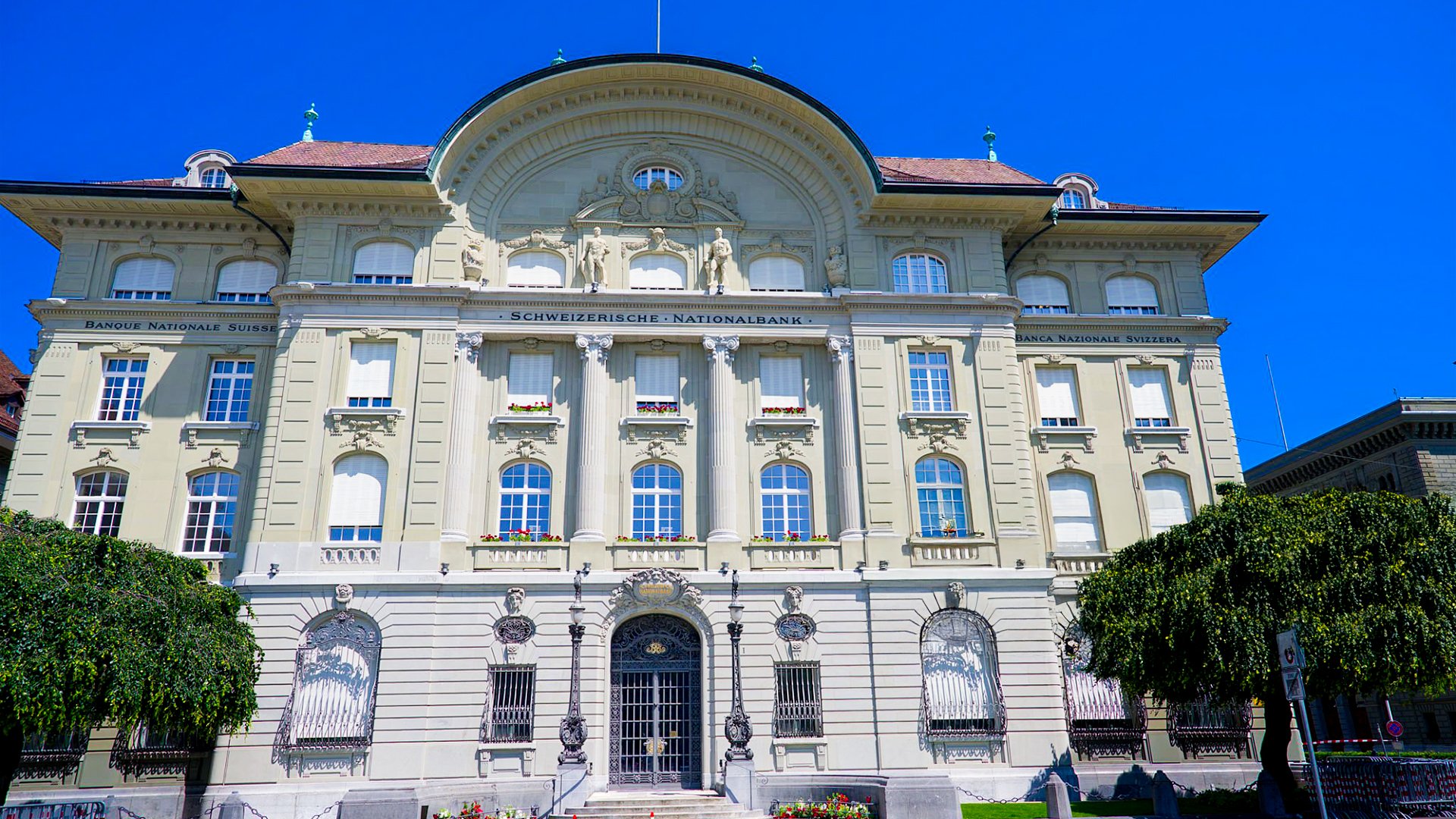 Why the Swiss National Bank Froze Rates at 0%—And Why It Matters to You