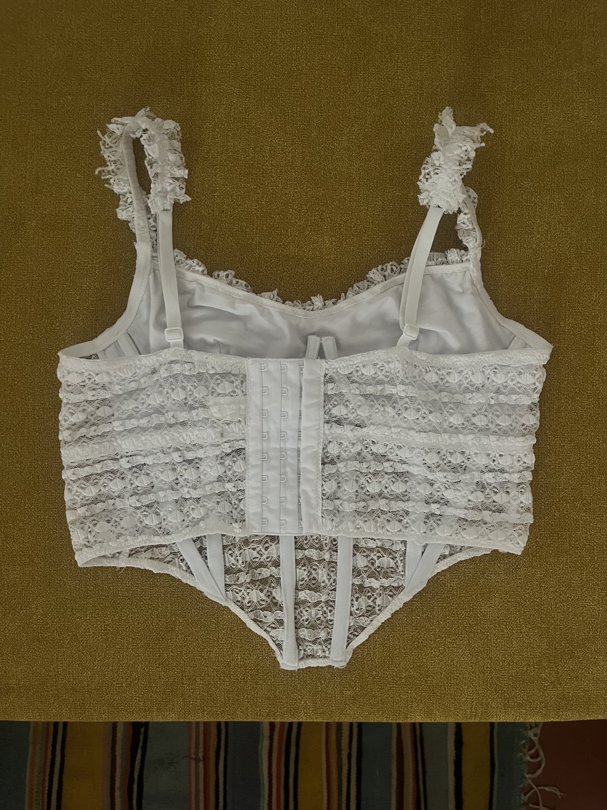 bustier 1.jpg