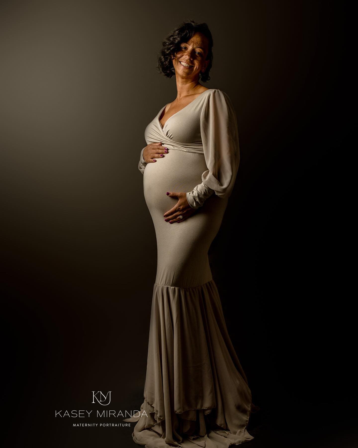 &ldquo;It may be possible to gild pure gold, but who can make his mother more beautiful?&rdquo;

-Mahatma Ghandi 

Happy Mother&rsquo;s Day to everyone ❤️

#delawarematernityphotographer #delawarematernity #philadelphiamaternityphotographer #phillyma