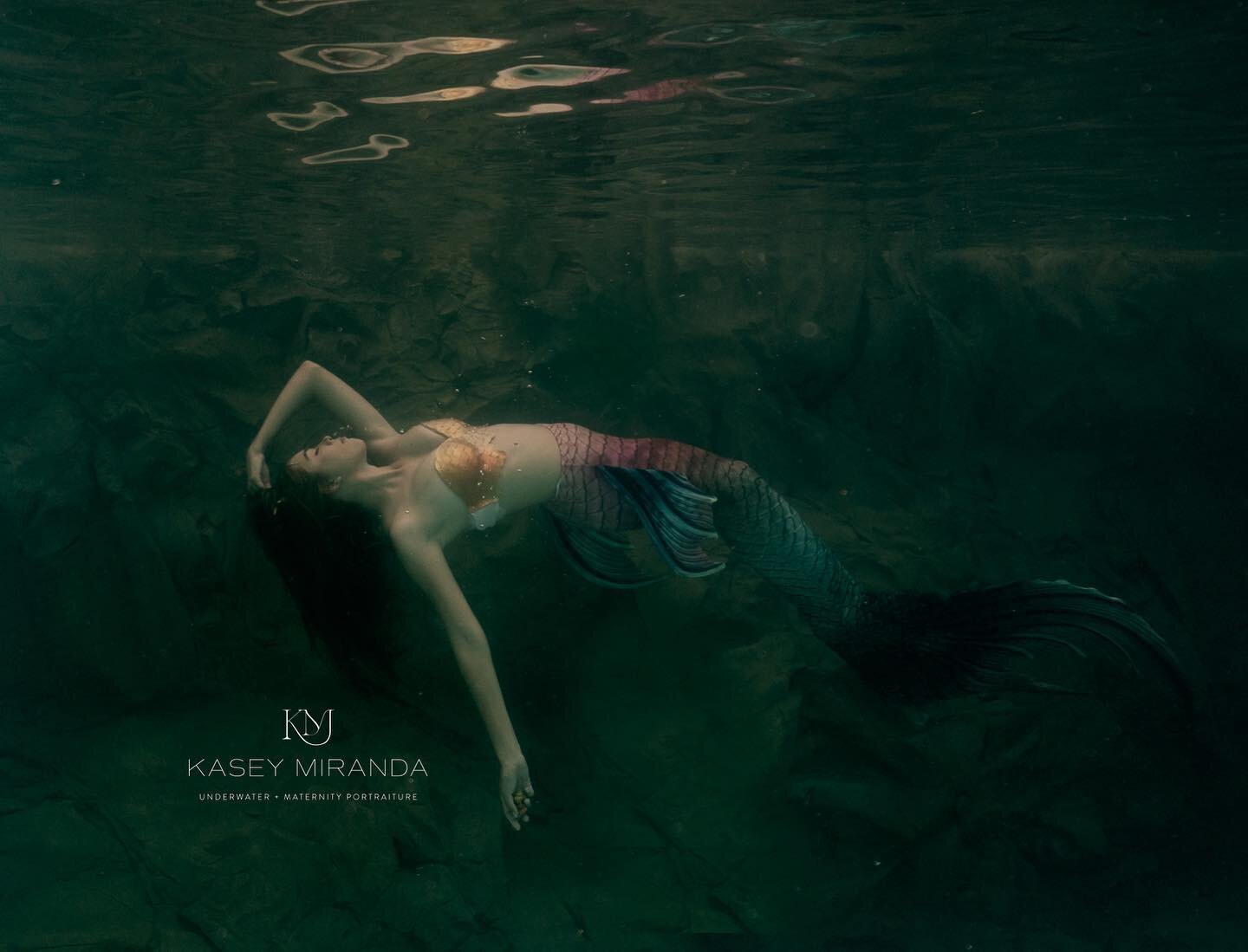 &ldquo;Sink beneath the surface &amp; you will be free&rdquo; - Unknown

Model: @jules_maue 
Underwater Studio: @waterbearphotography 
. 
.
.
.
#underwaterportraiture 
#underwaterphotography #underwaterphotographer #delawareunderwaterphotographer #de