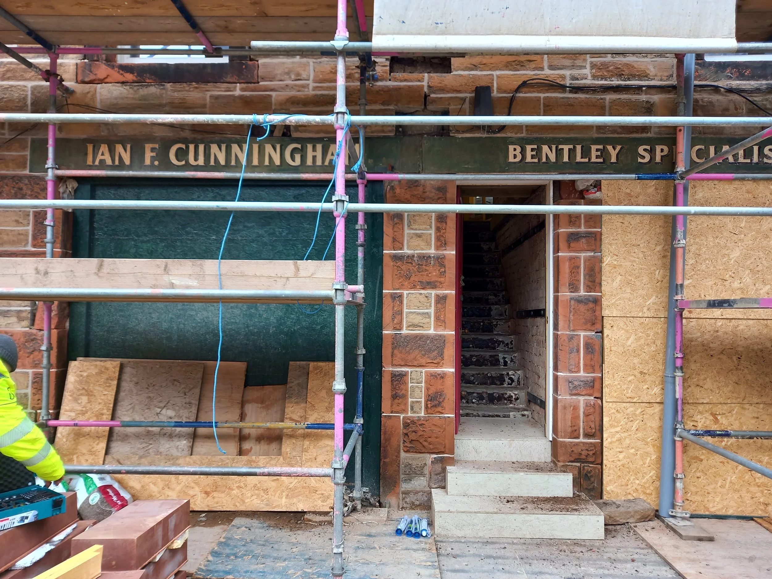 Structure + Assembly on Site