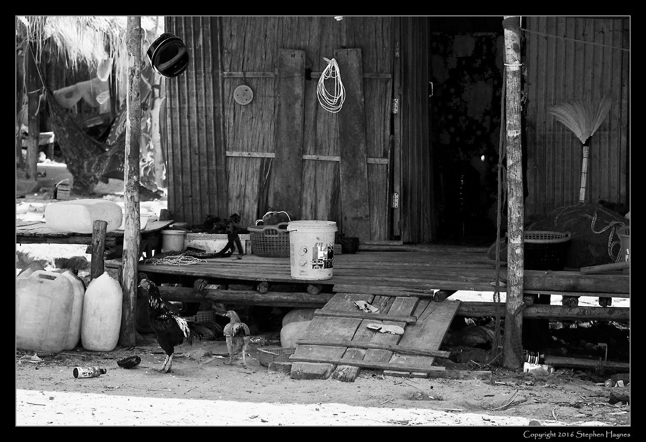 Ropang Ropov Fishing Village, On the road east from Sihanoukville, Cambodia --
A dwelling? A work building? It was unclear.